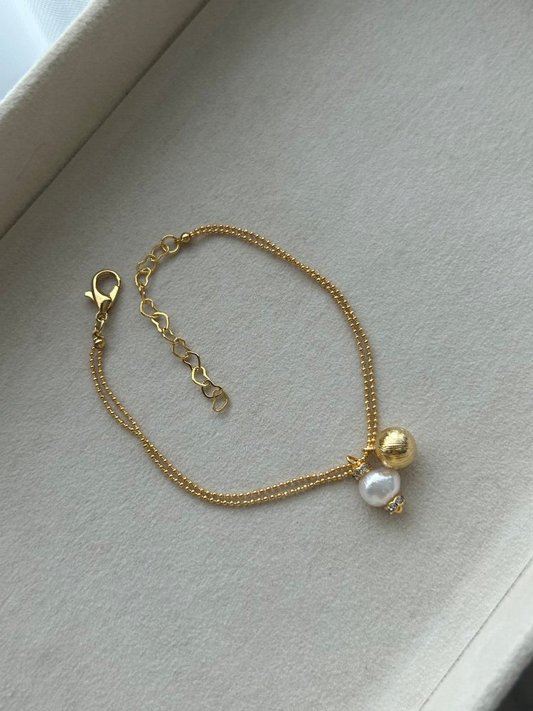 Antik Dorika/İnci Charm Çift Zincir Bileklik