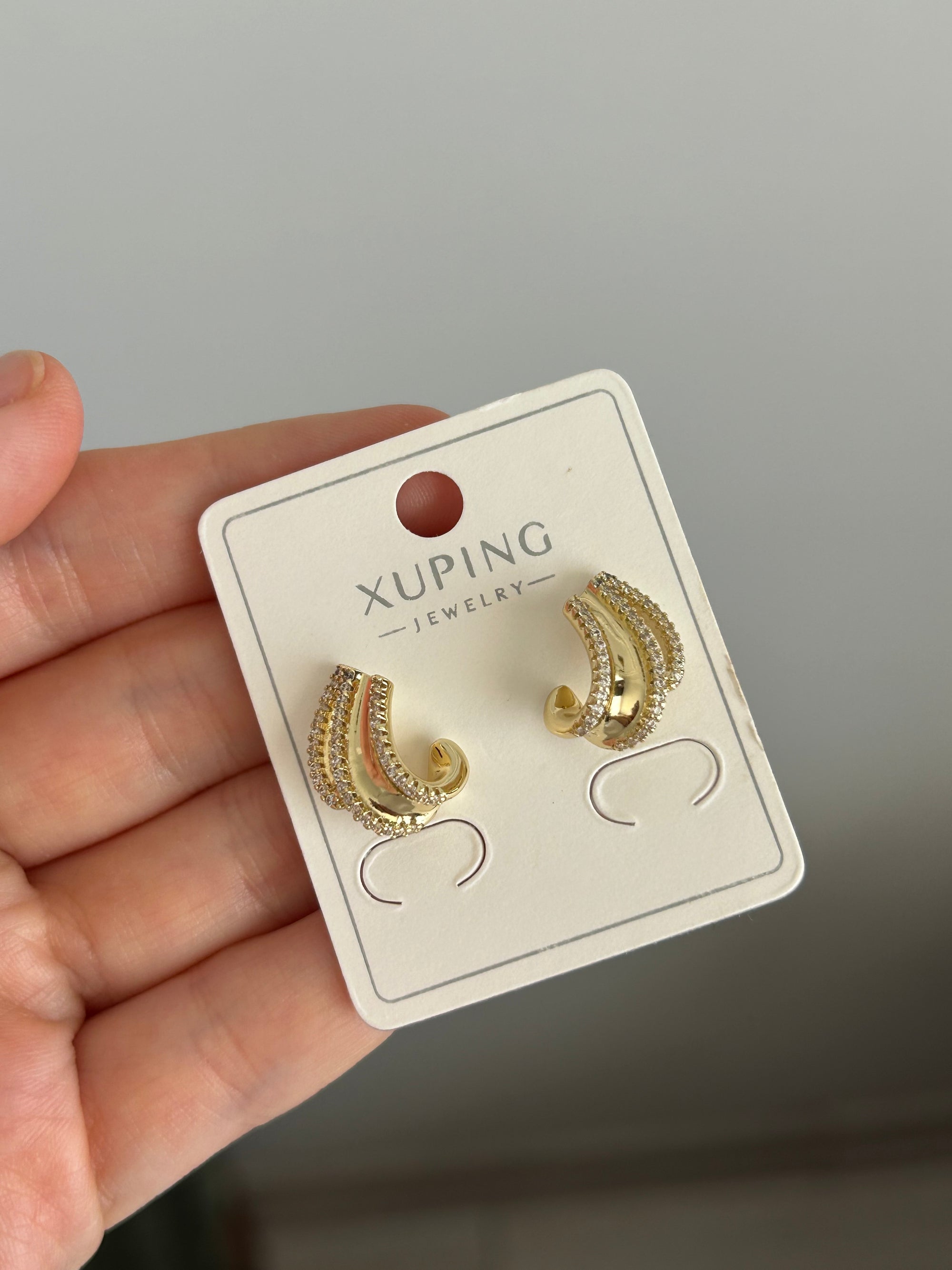 Xuping Zirkon Taş Küpe