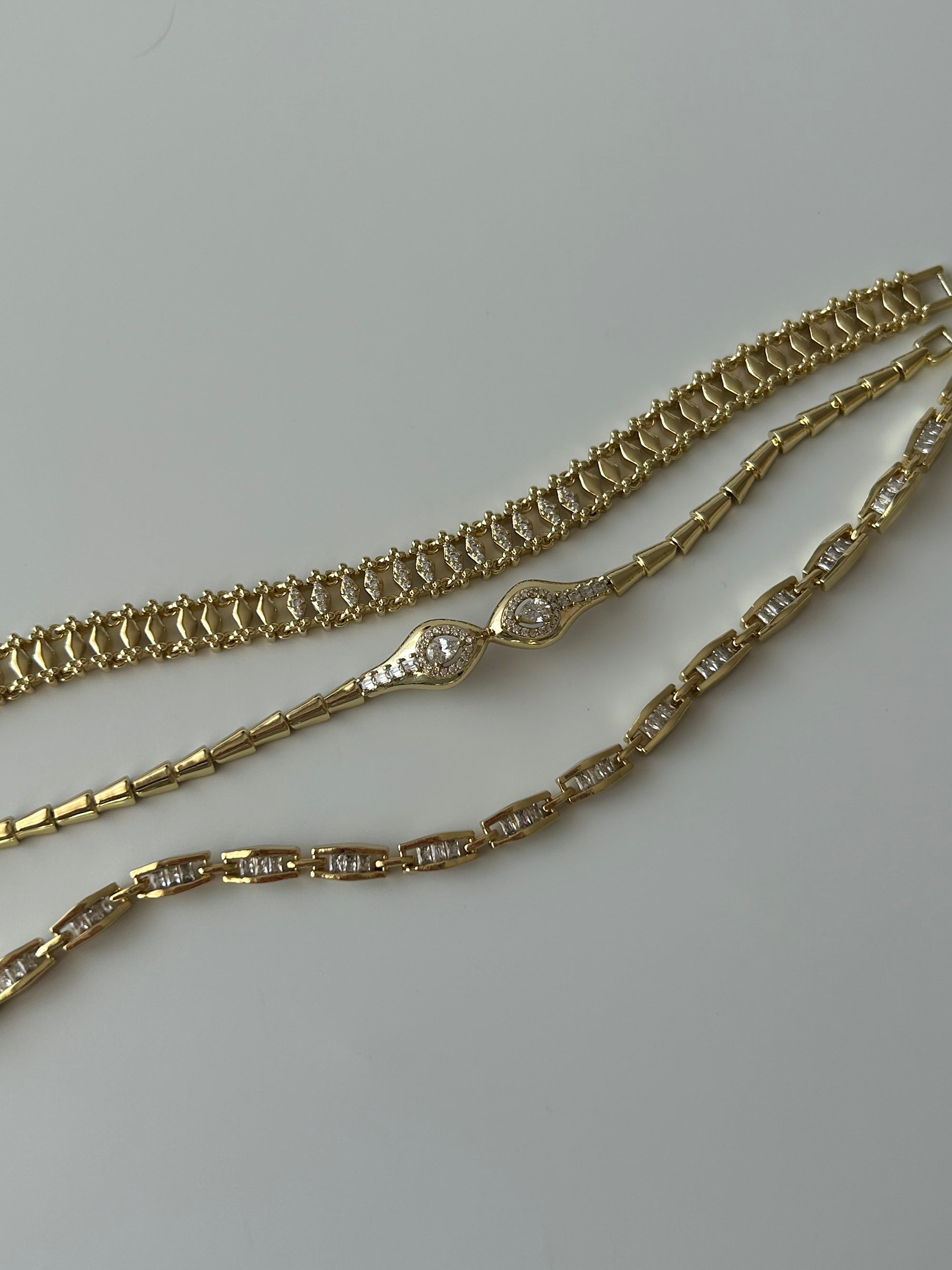 Xuping Sıralı Zirkon Taş Bileklik