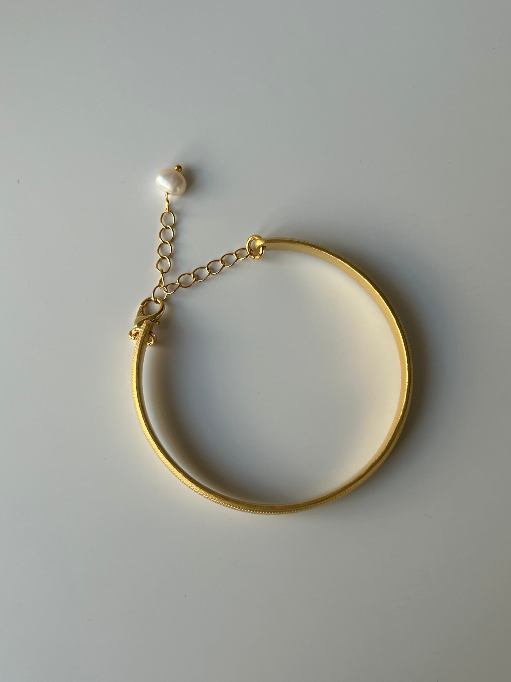 İnci Charm Bilezik