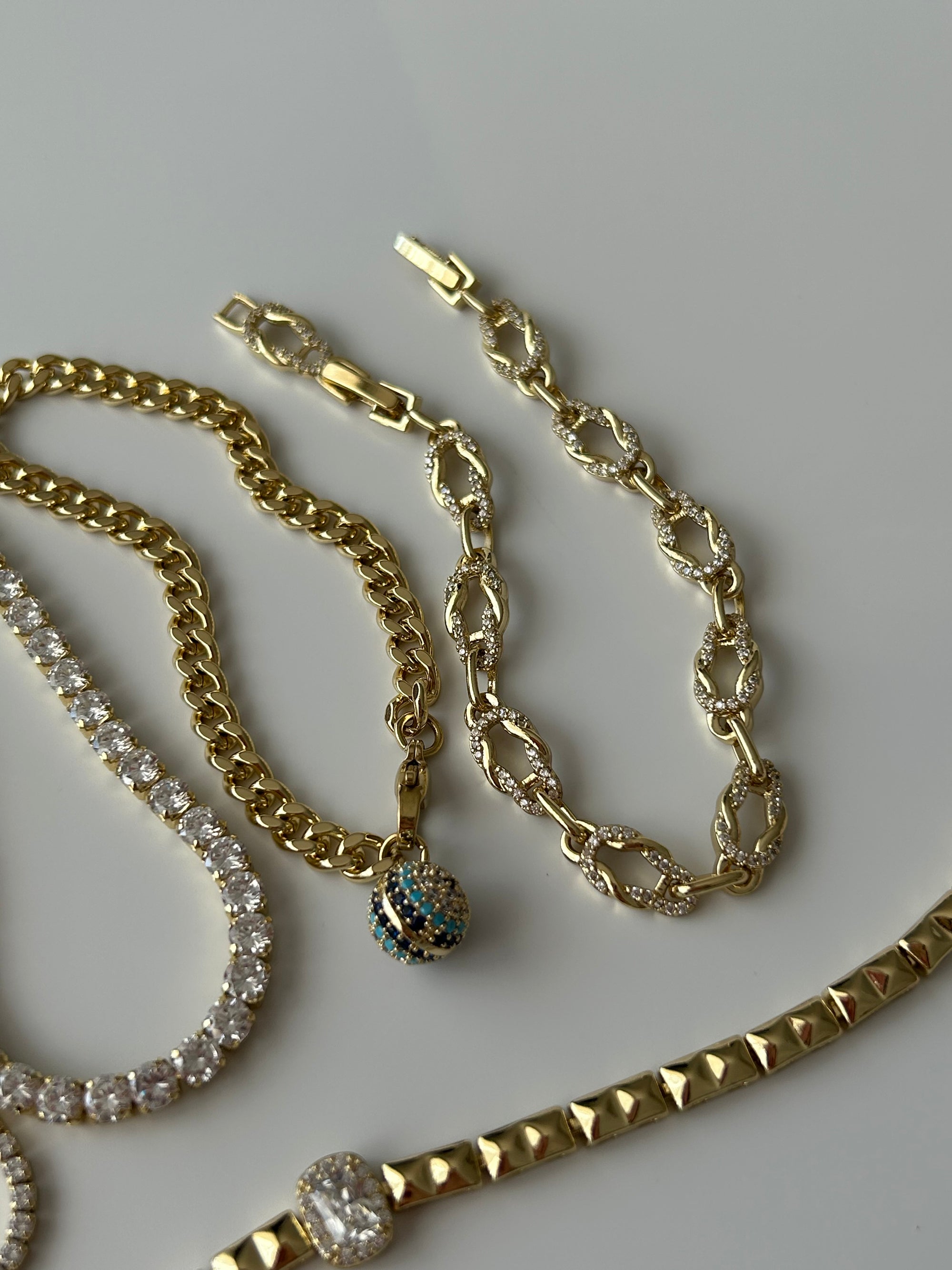 Xuping Düğüm Bileklik