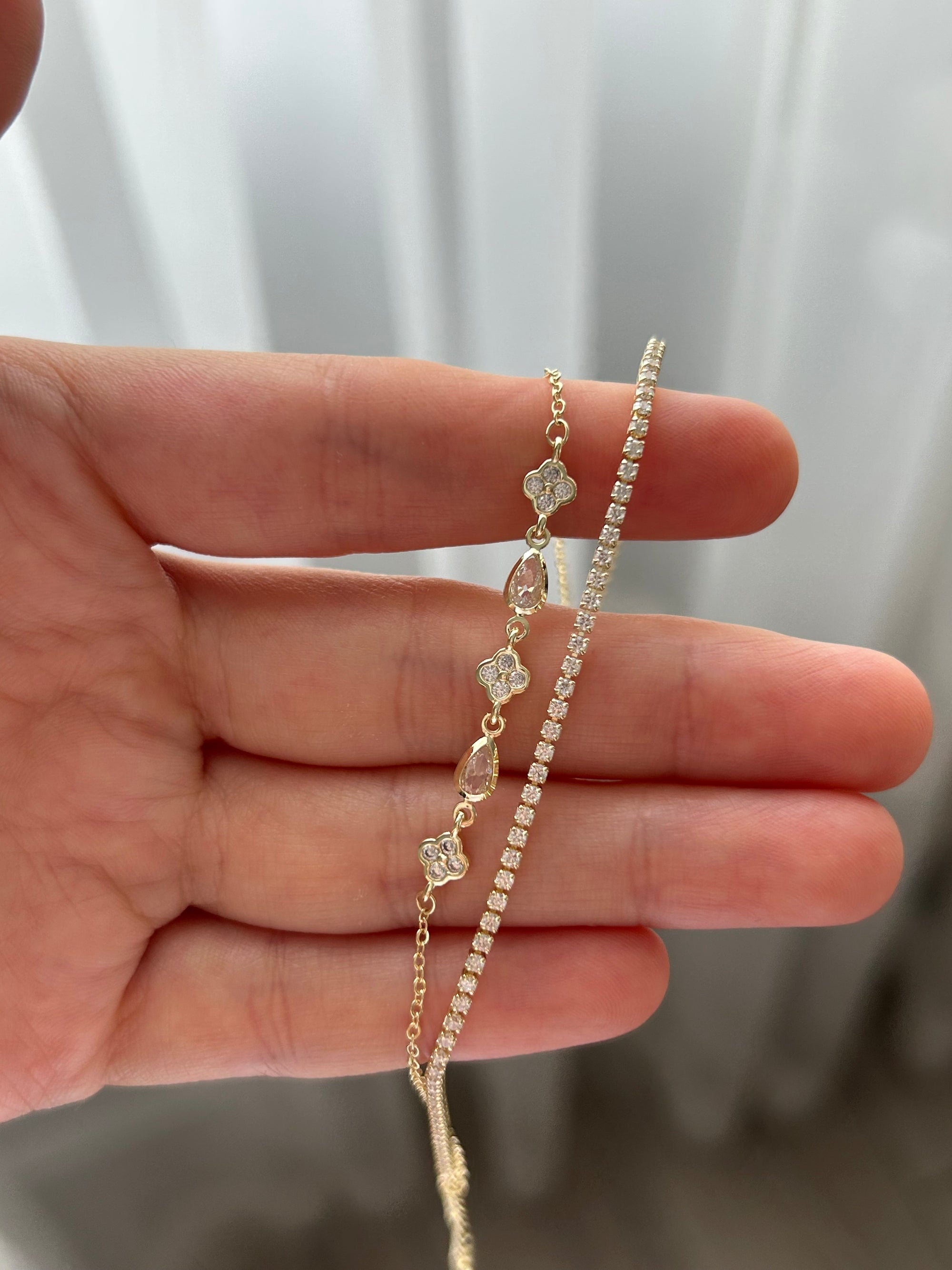 Minimal Zirkon Çiçek Charm 2’li Su Yolu Bileklik