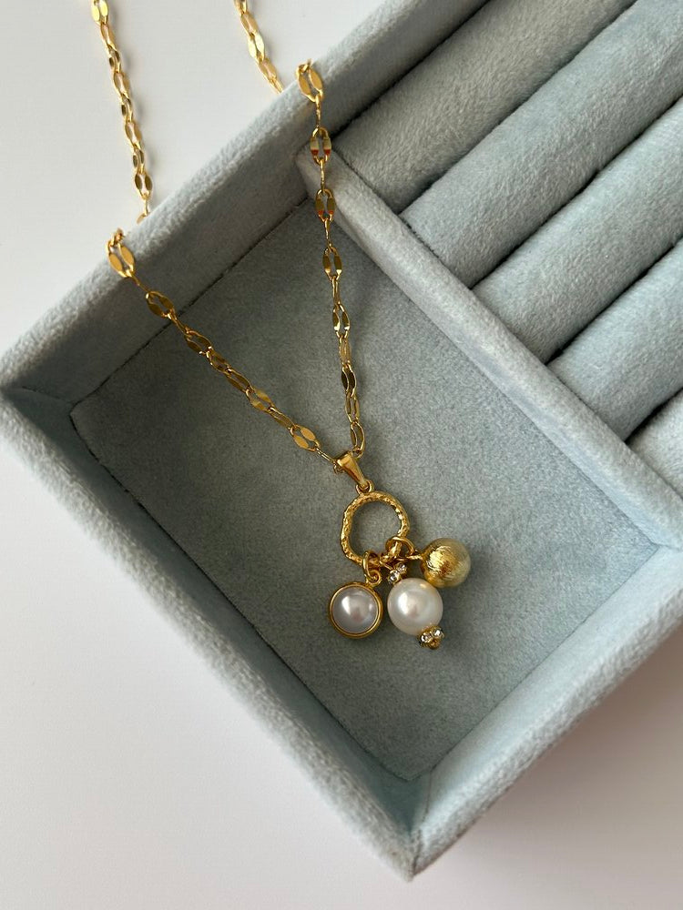 Beyaz Cam/Antik Dorika/İnci Charm Kolye