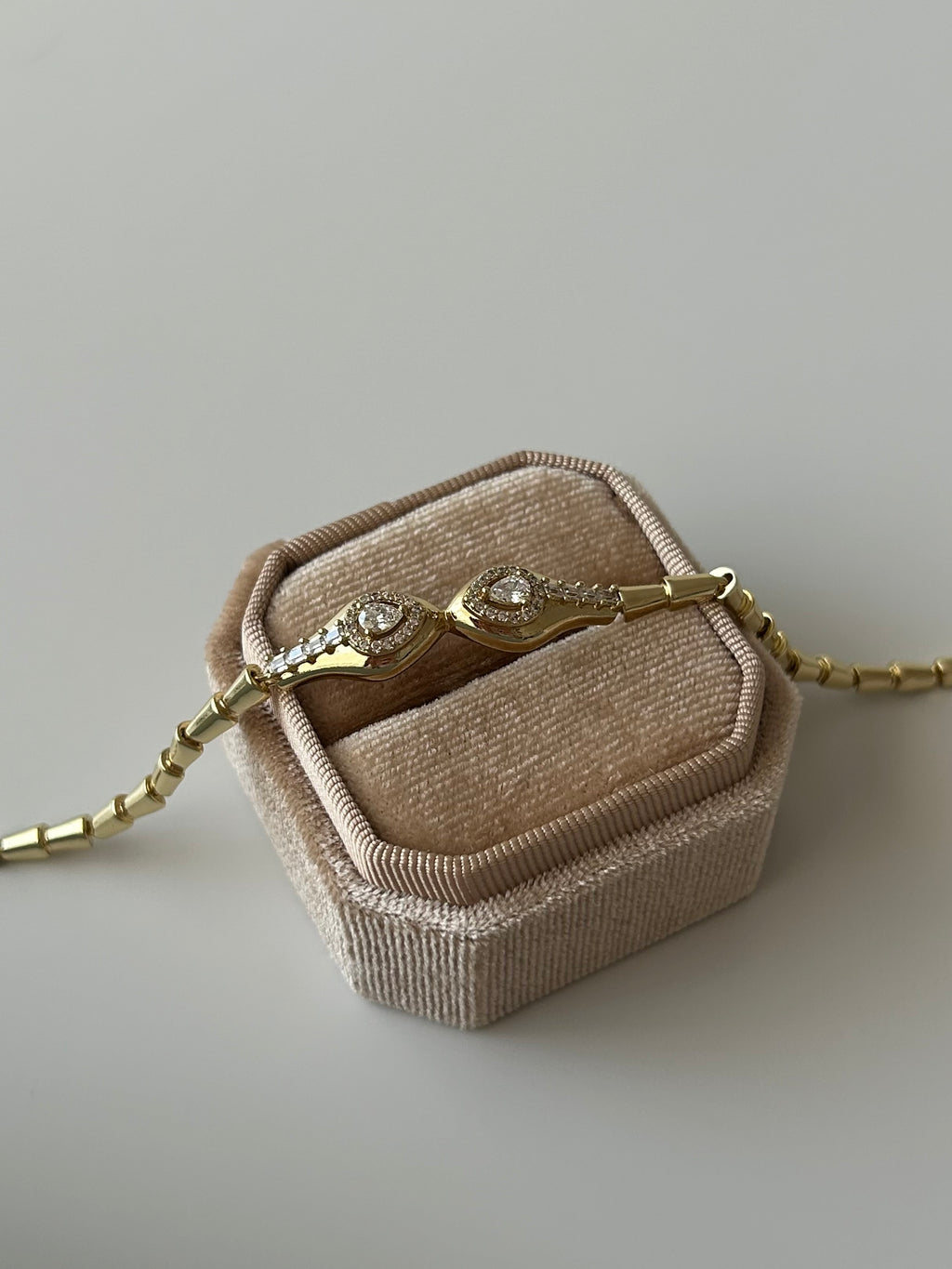 Xuping Zirkon Taş Yılan Bileklik