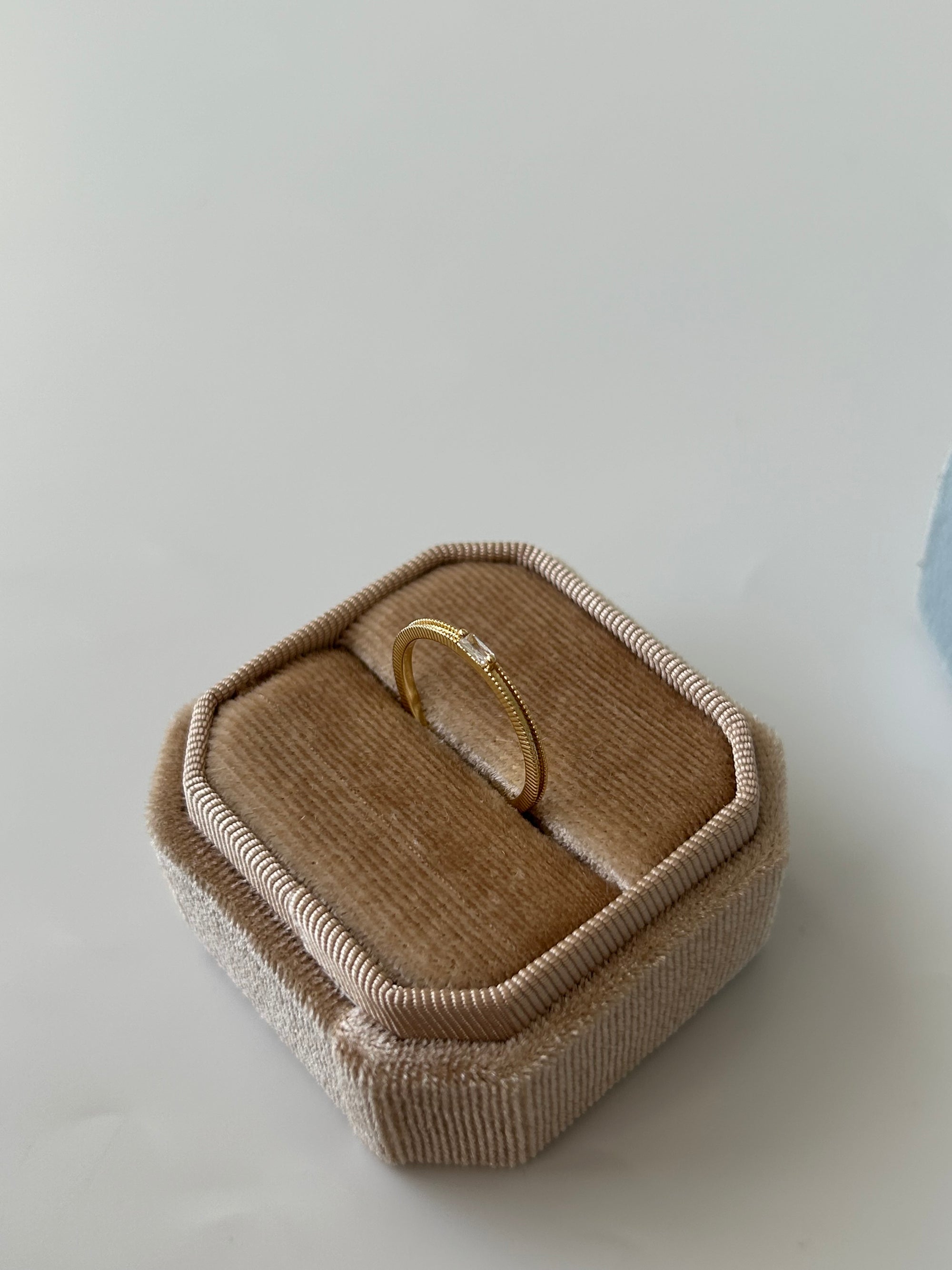 Minimal Baget Taş Yüzük