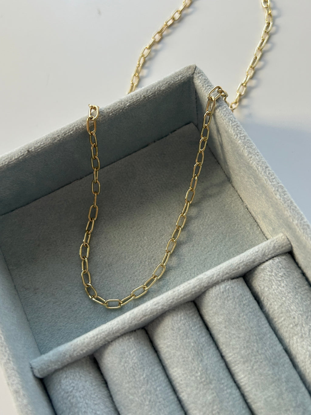 Xuping Minimal Sıralı Zincir Kolye