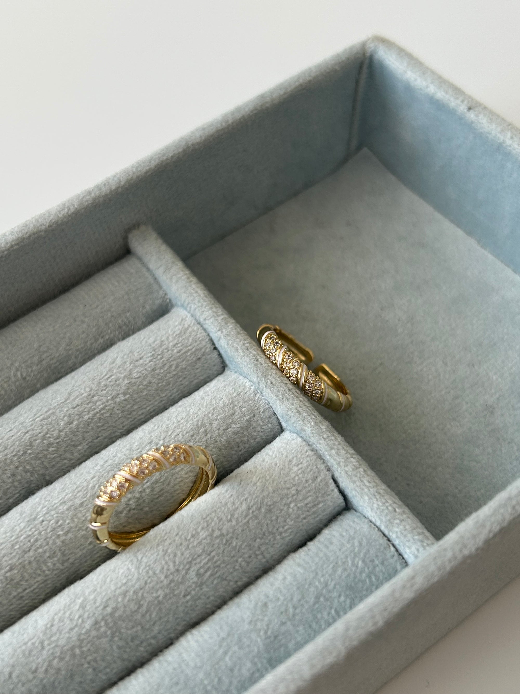 Beyaz Mineli/Zirkon Taş Yüzük