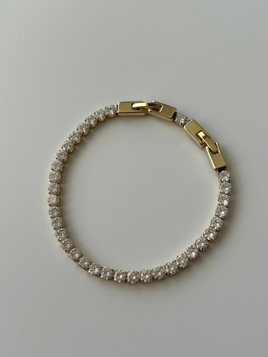 Xuping Su Yolu Bileklik (5mm)