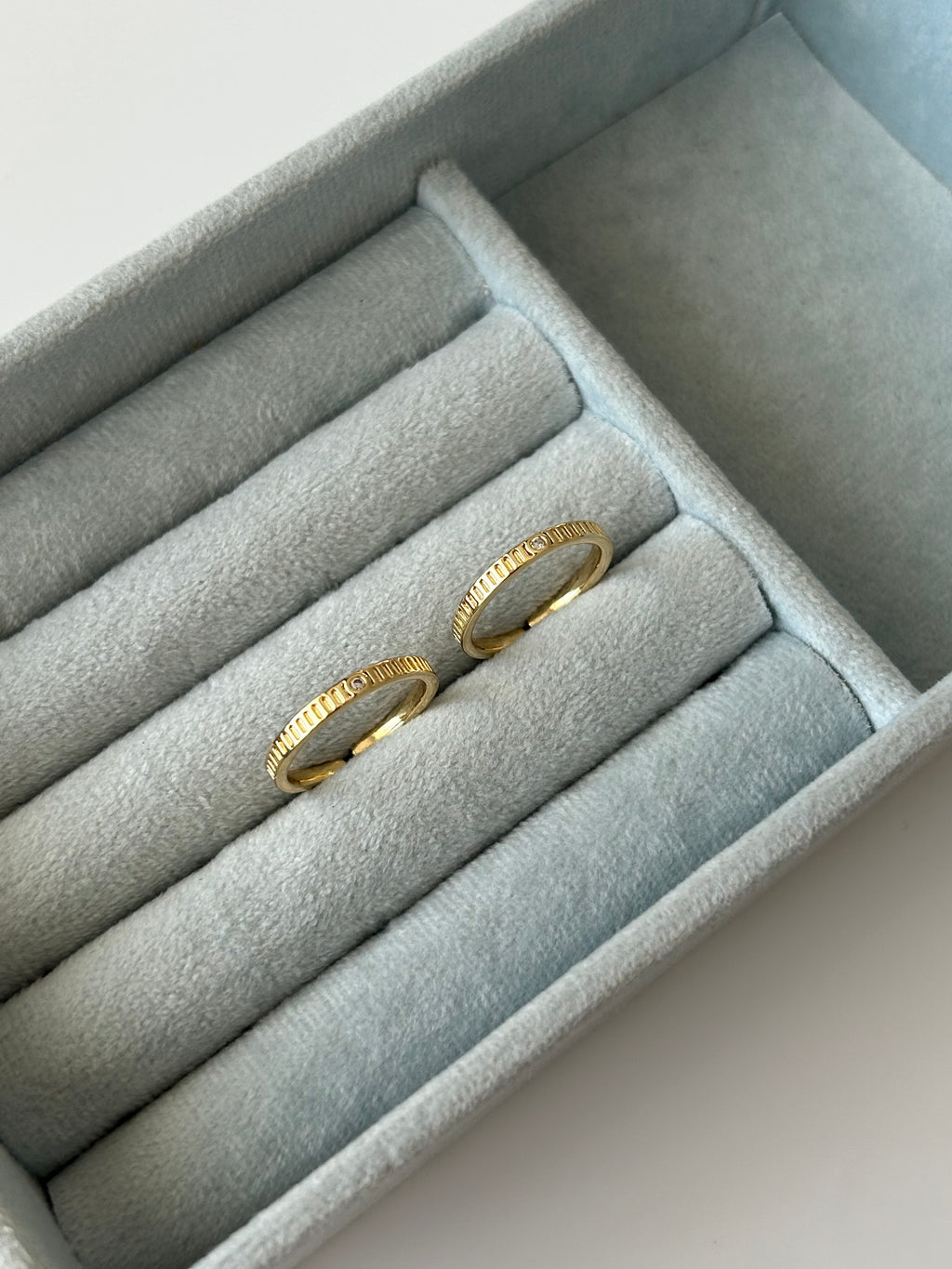 Minimal Zirkon Taş Etnik Yüzük