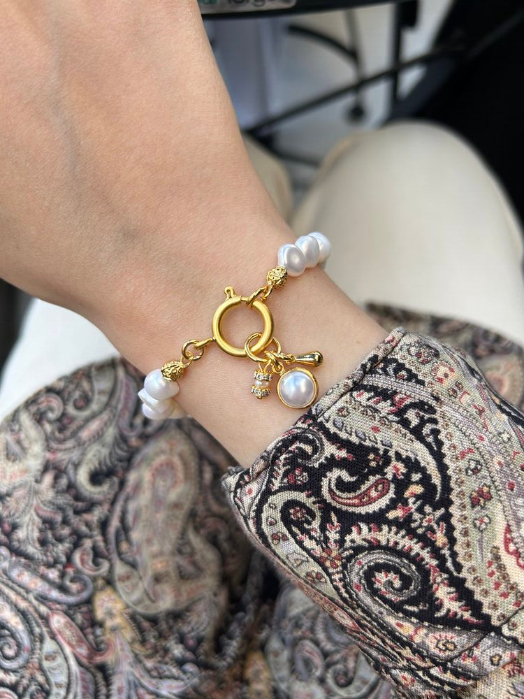 Beyaz Cam Charm İnci Bileklik