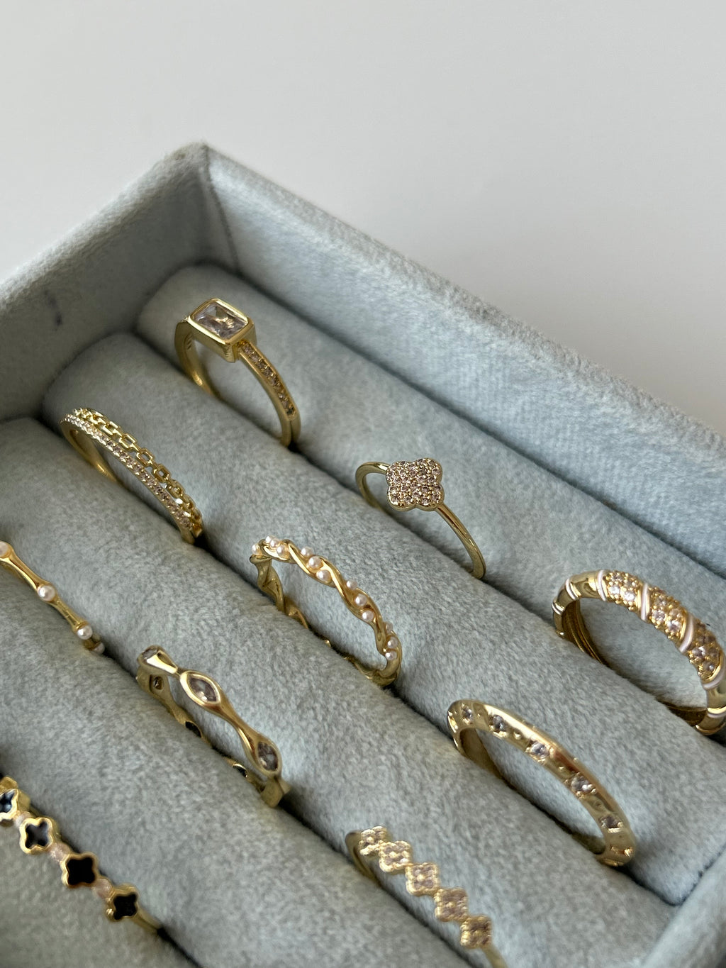 Sarmal İncili Yüzük