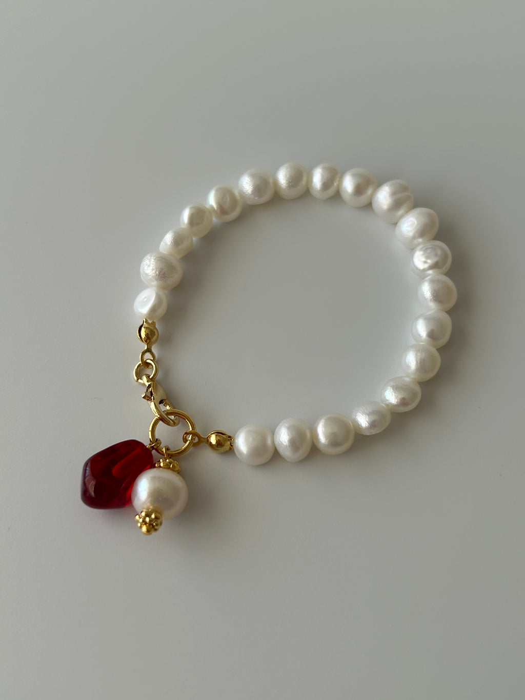 Nar Tanesi İnci Bileklik