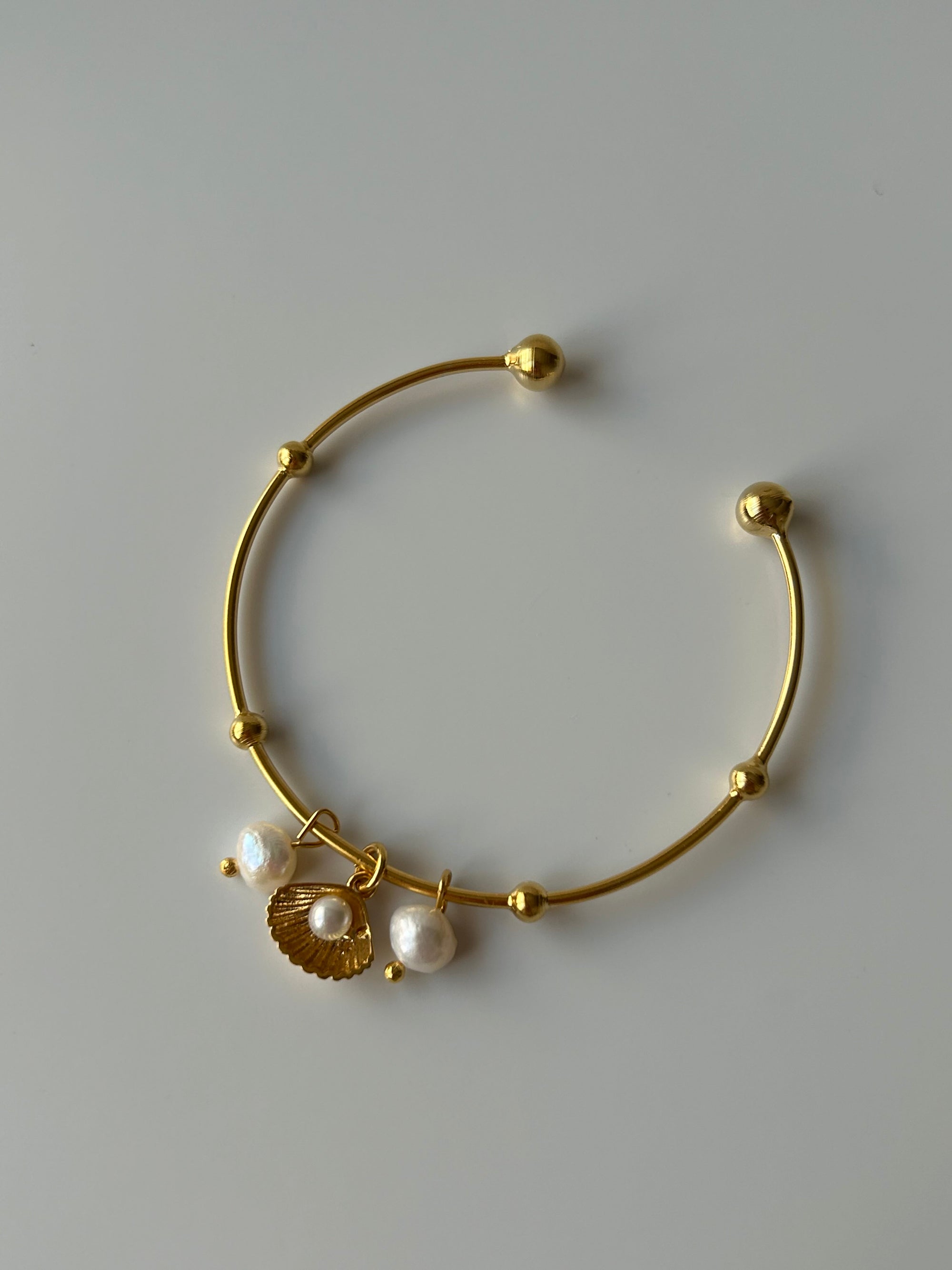 İncili İstiridye/İnci Charm Dorika Bilezik