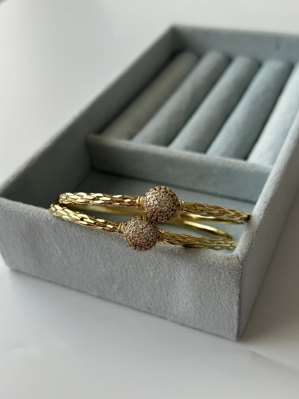 Xuping Taşlı Dorika Bilezik