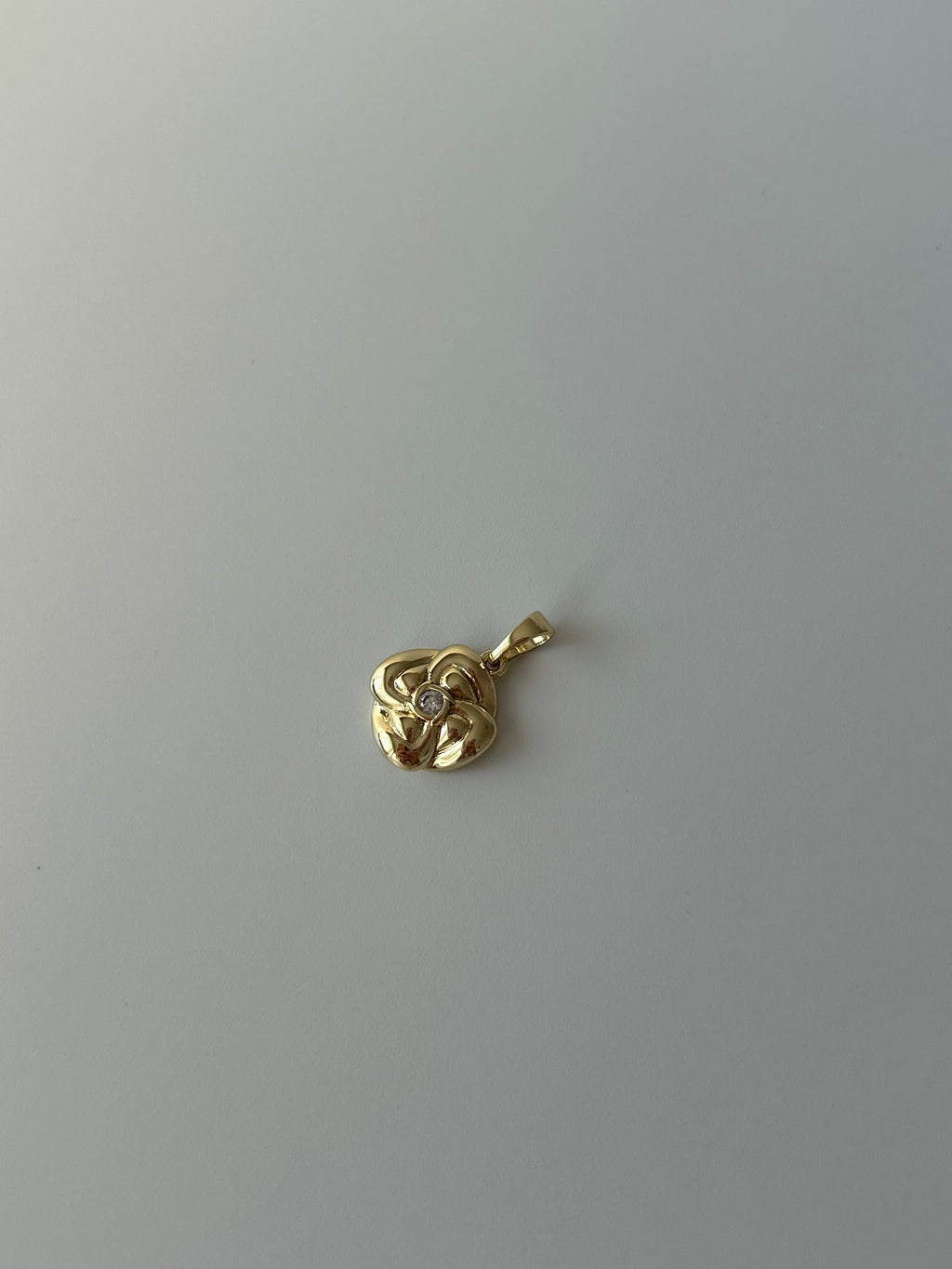 Xuping Çiçek Zirkon Taş Kolye ucu