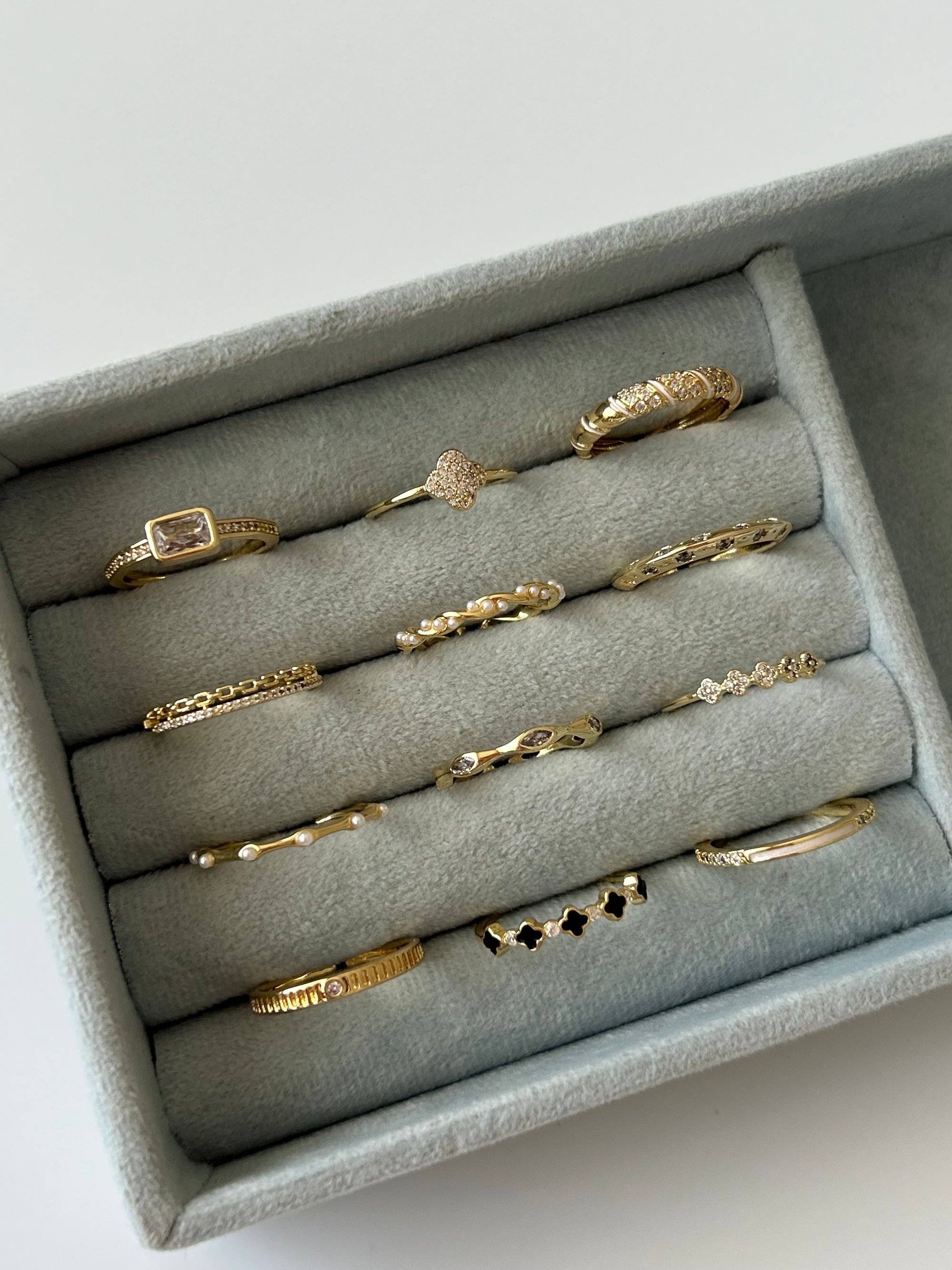 Sarmal İncili Yüzük