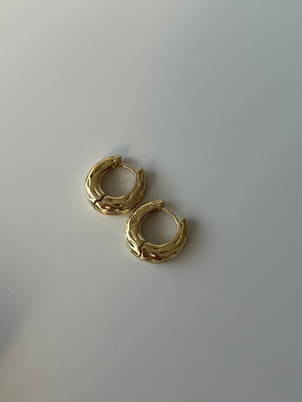 Xuping Desenli Küpe