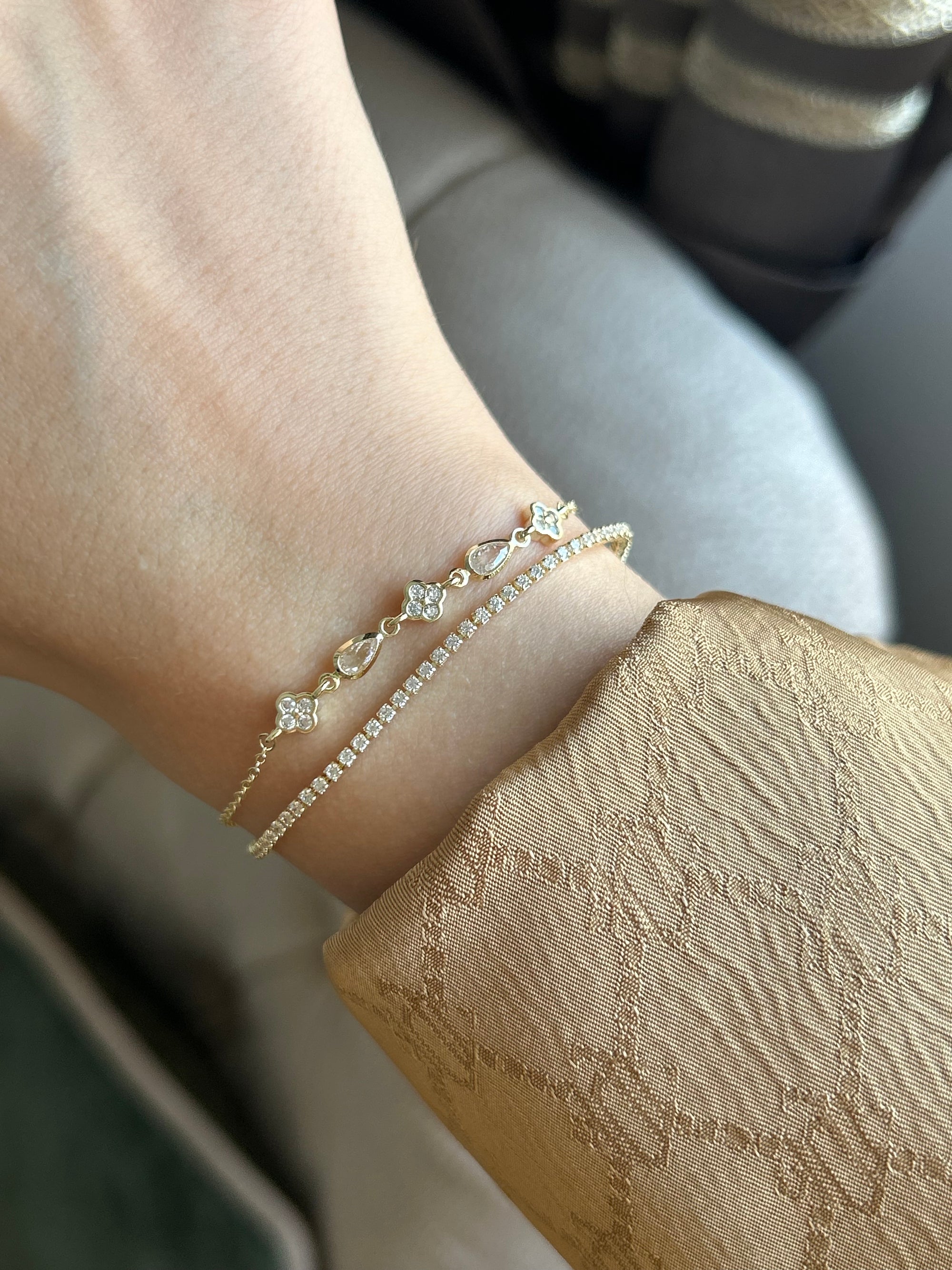 Minimal Zirkon Çiçek Charm 2’li Su Yolu Bileklik