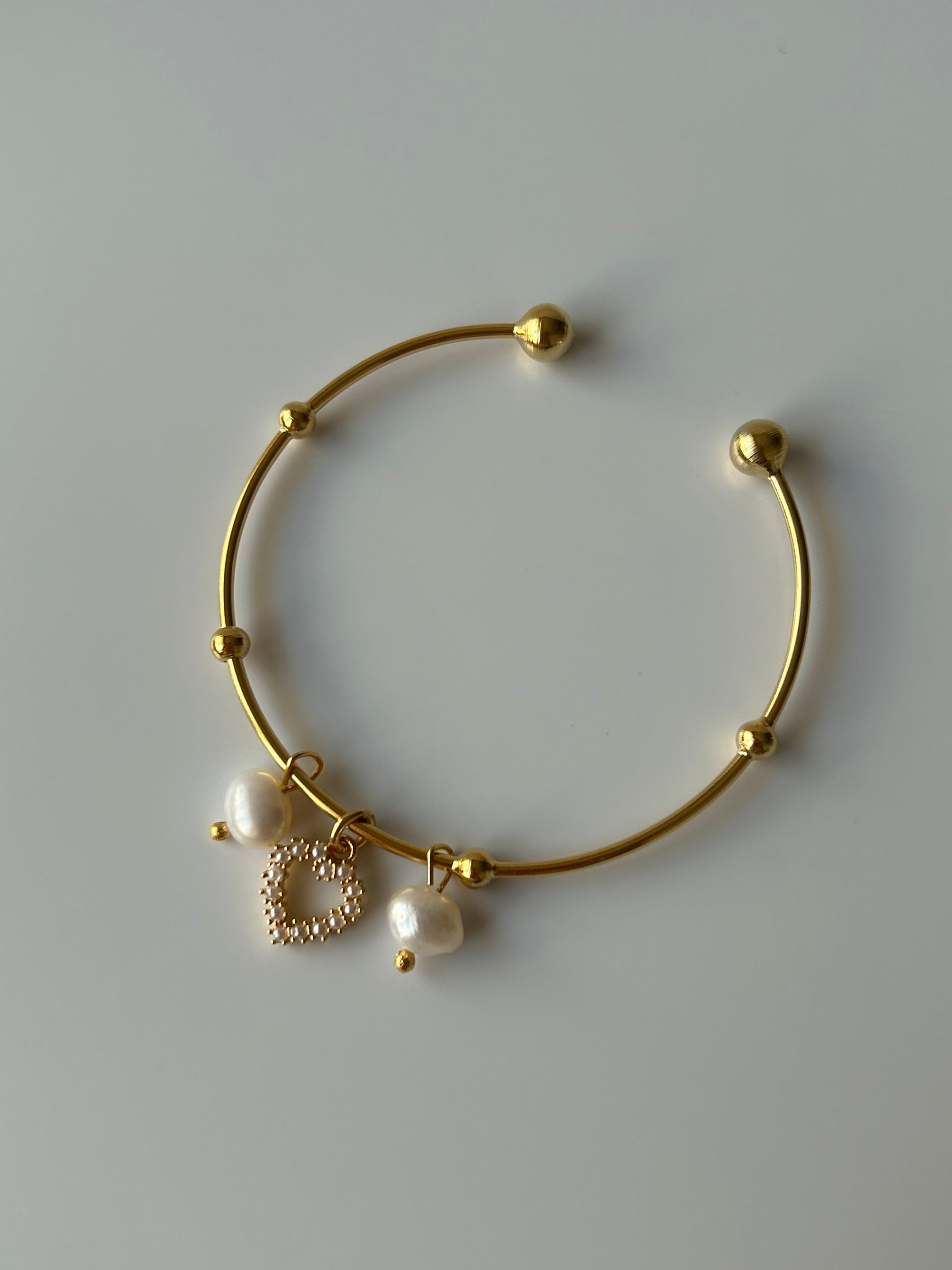İncili Kalp/İnci Charm Dorika Bilezik