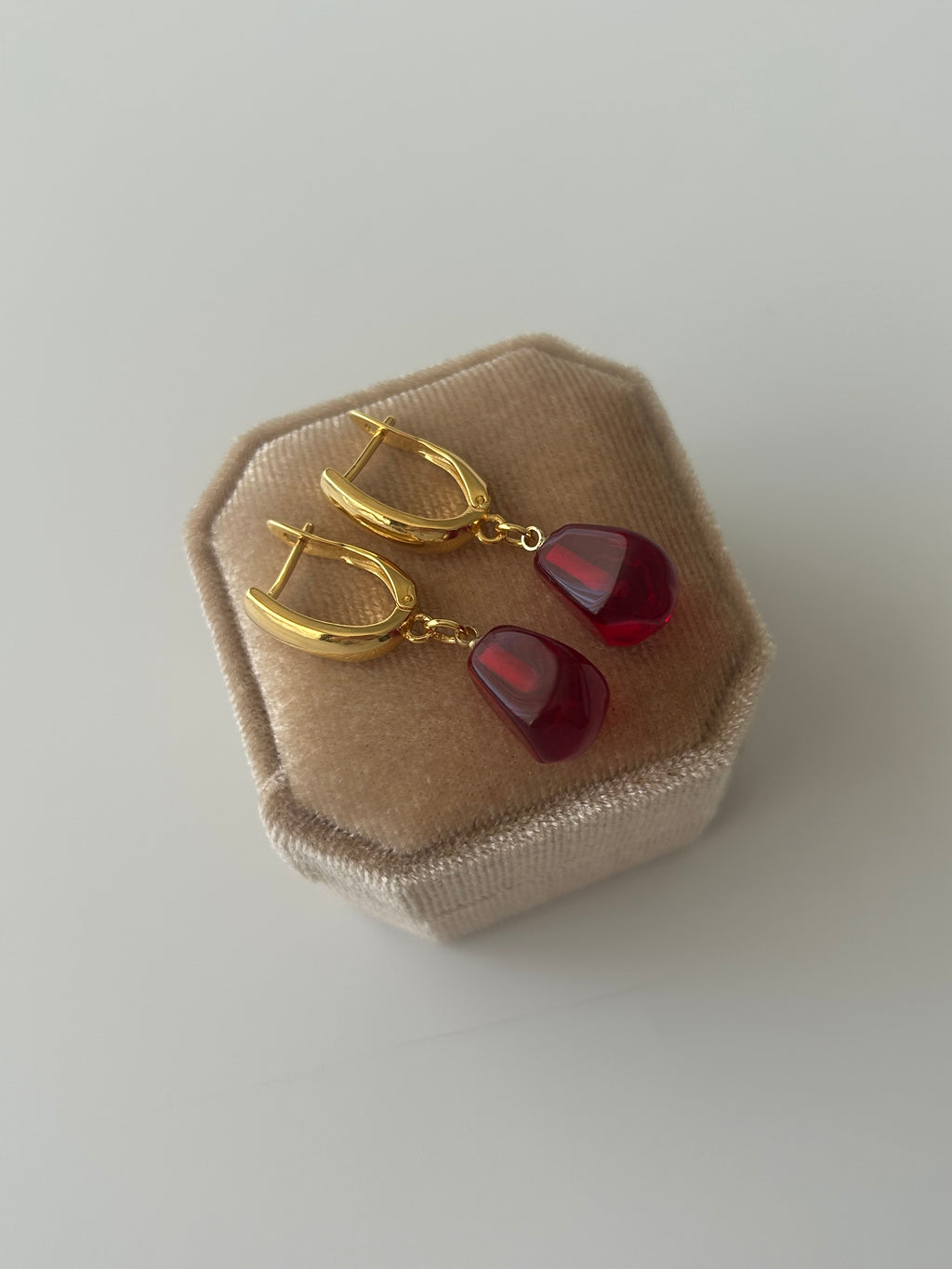 Nar Tanesi Vintage Küpe