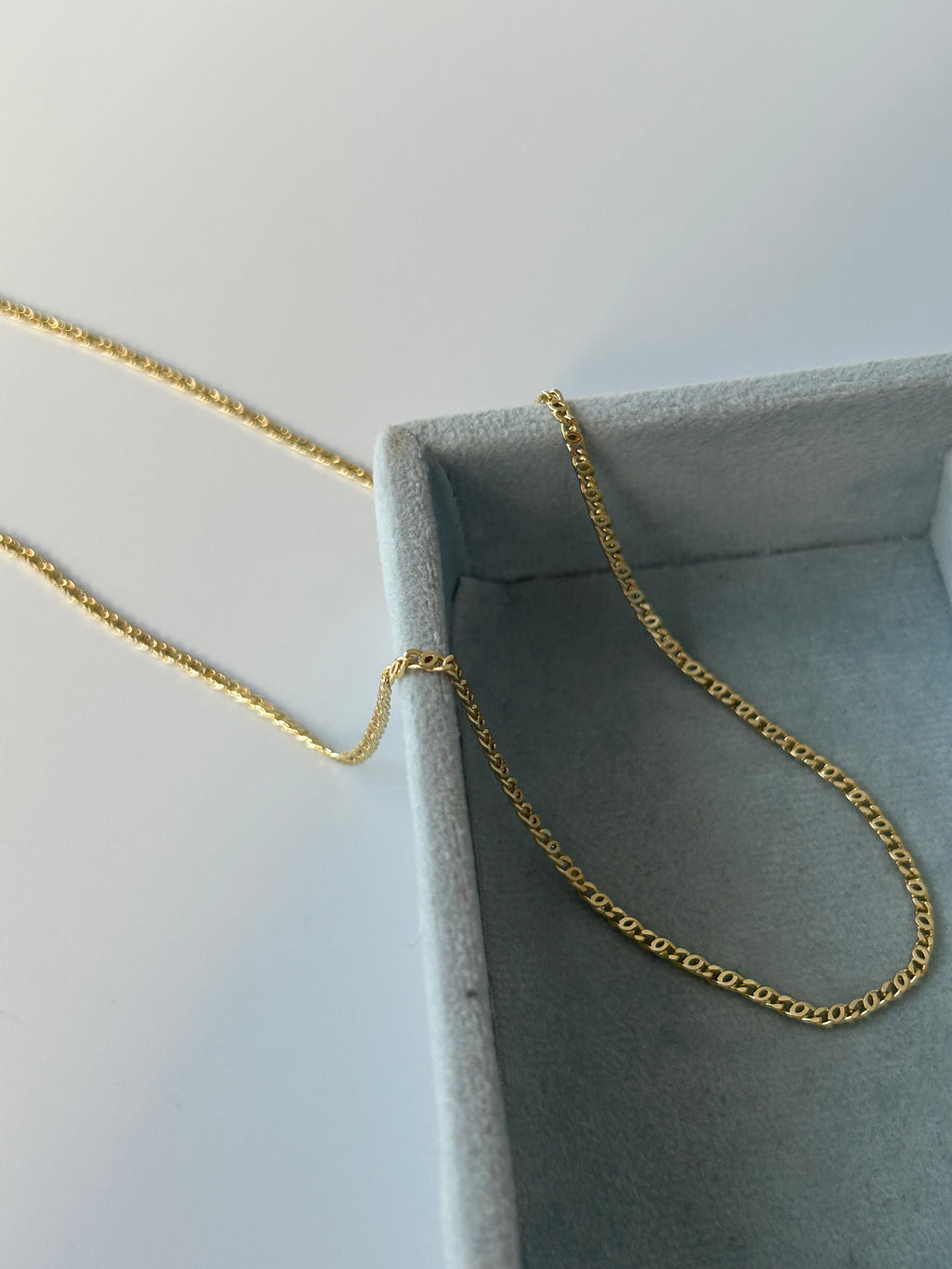 Xuping Minimal Vintage Zincir Kolye