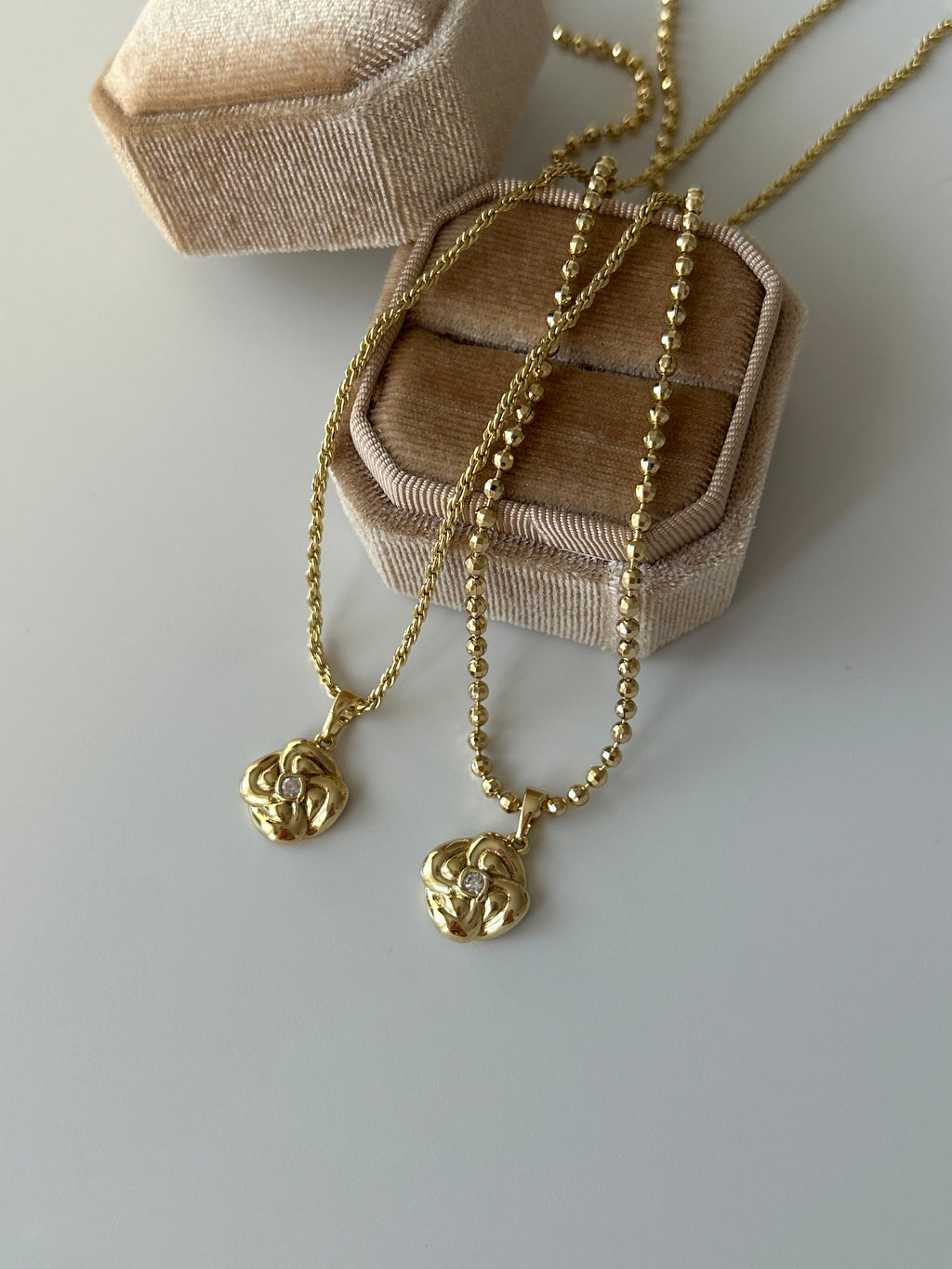 Xuping Çiçek Zirkon Taş Kolye ucu