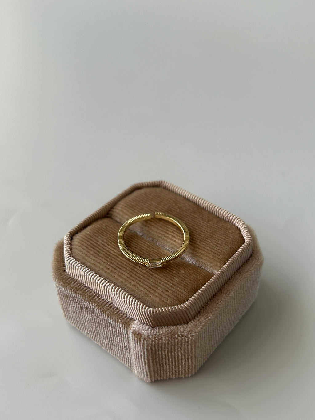 Minimal Baget Taş Yüzük