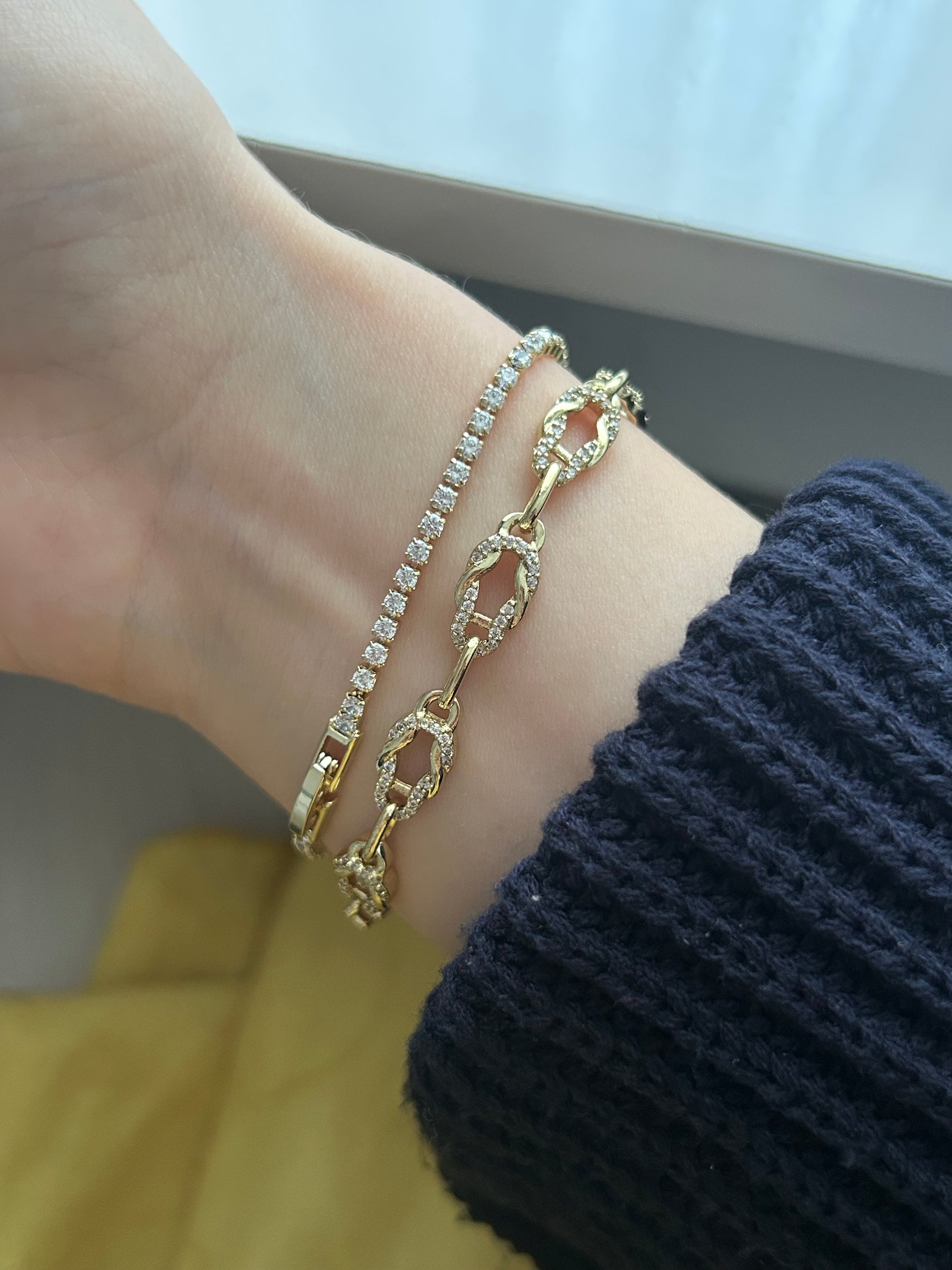 Xuping Su Yolu Bileklik (2mm)