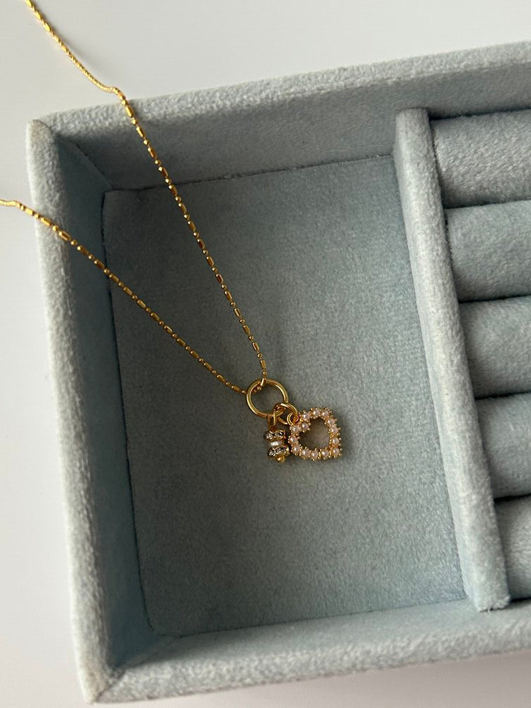 İncili Kalp/Kum İnci Charm Kolye