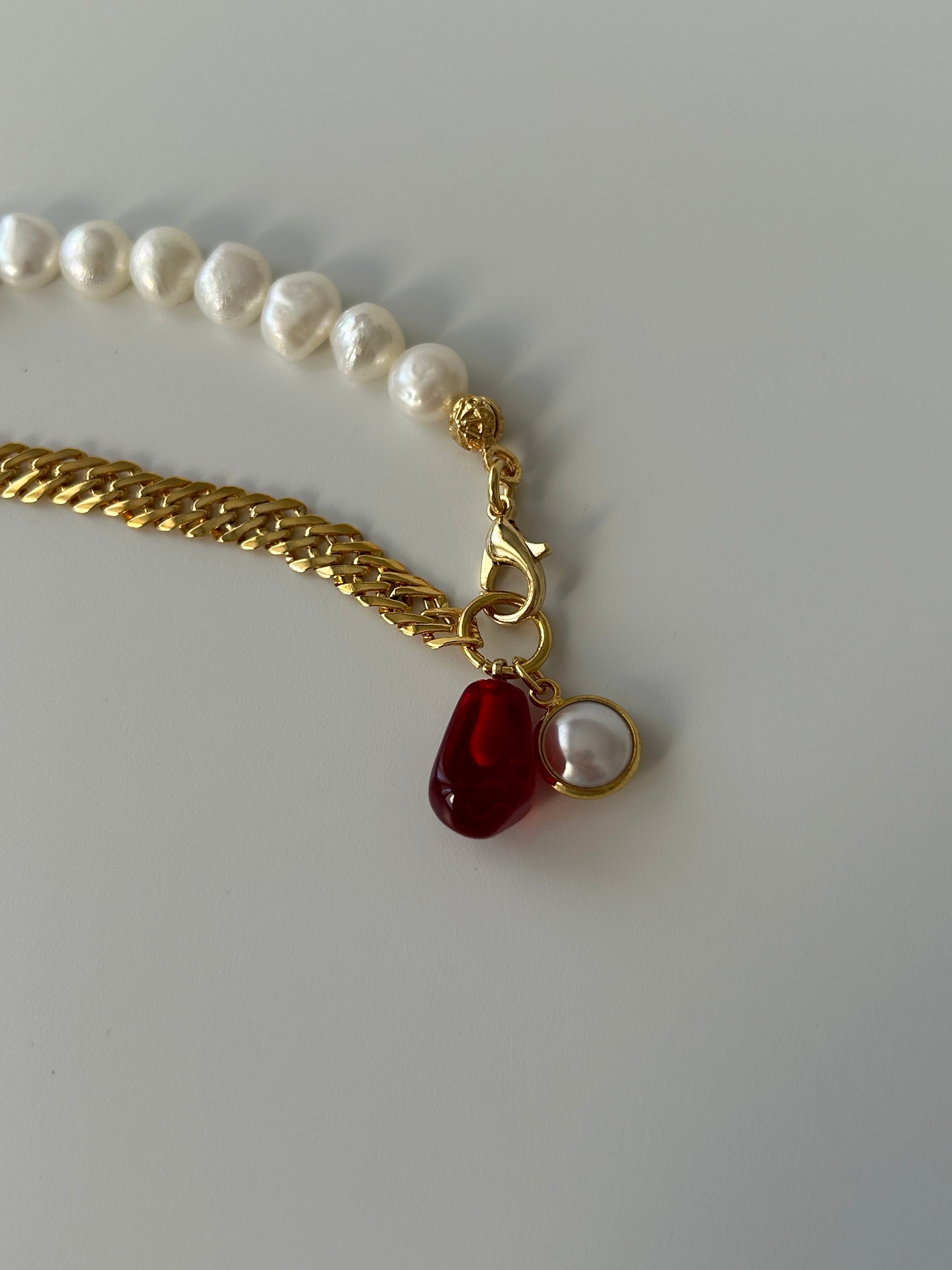 Nar Tanesi/Beyaz Cam Charm İnci/Zincir Bileklik