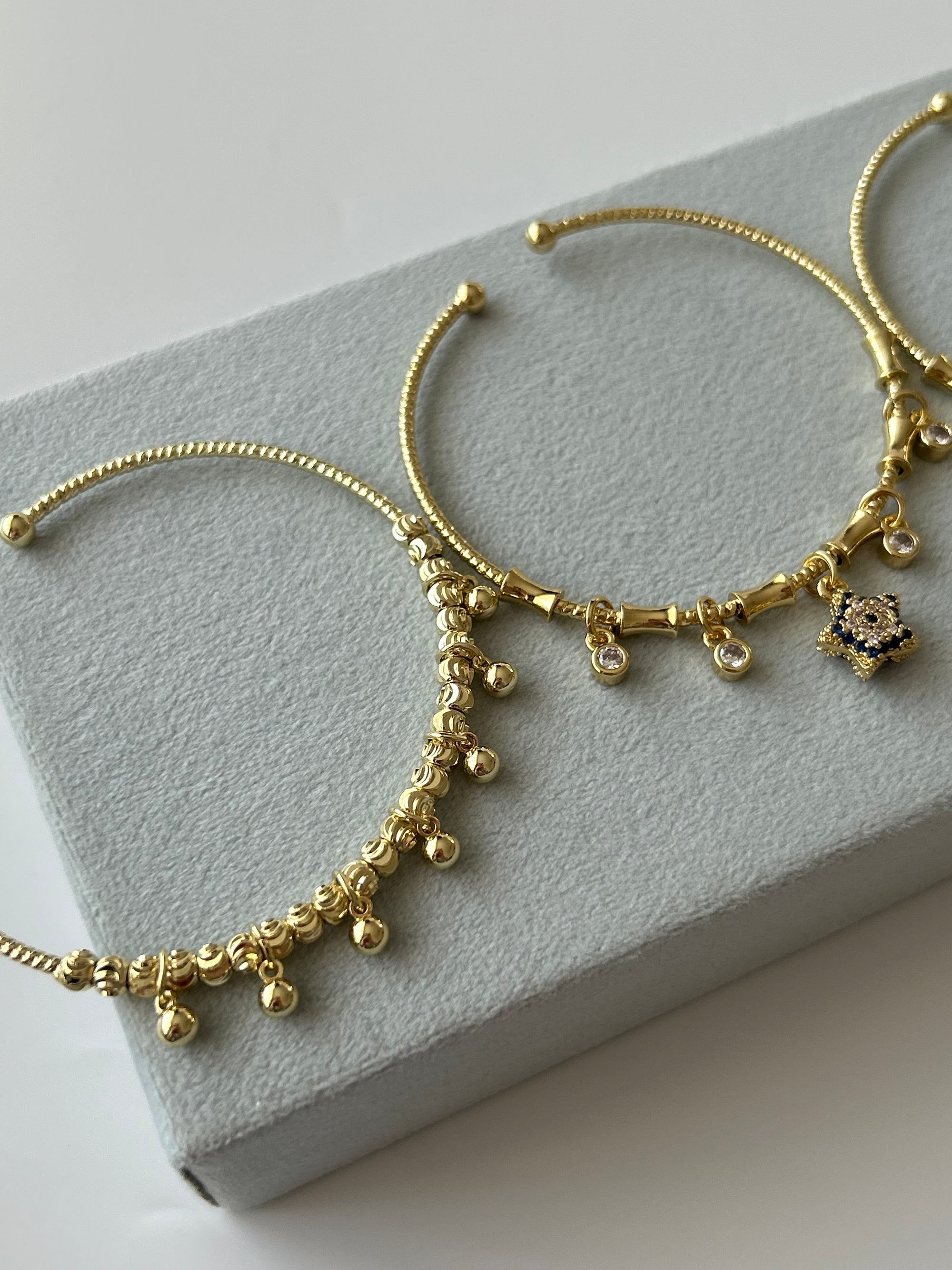 Dorika Charm Bilezik