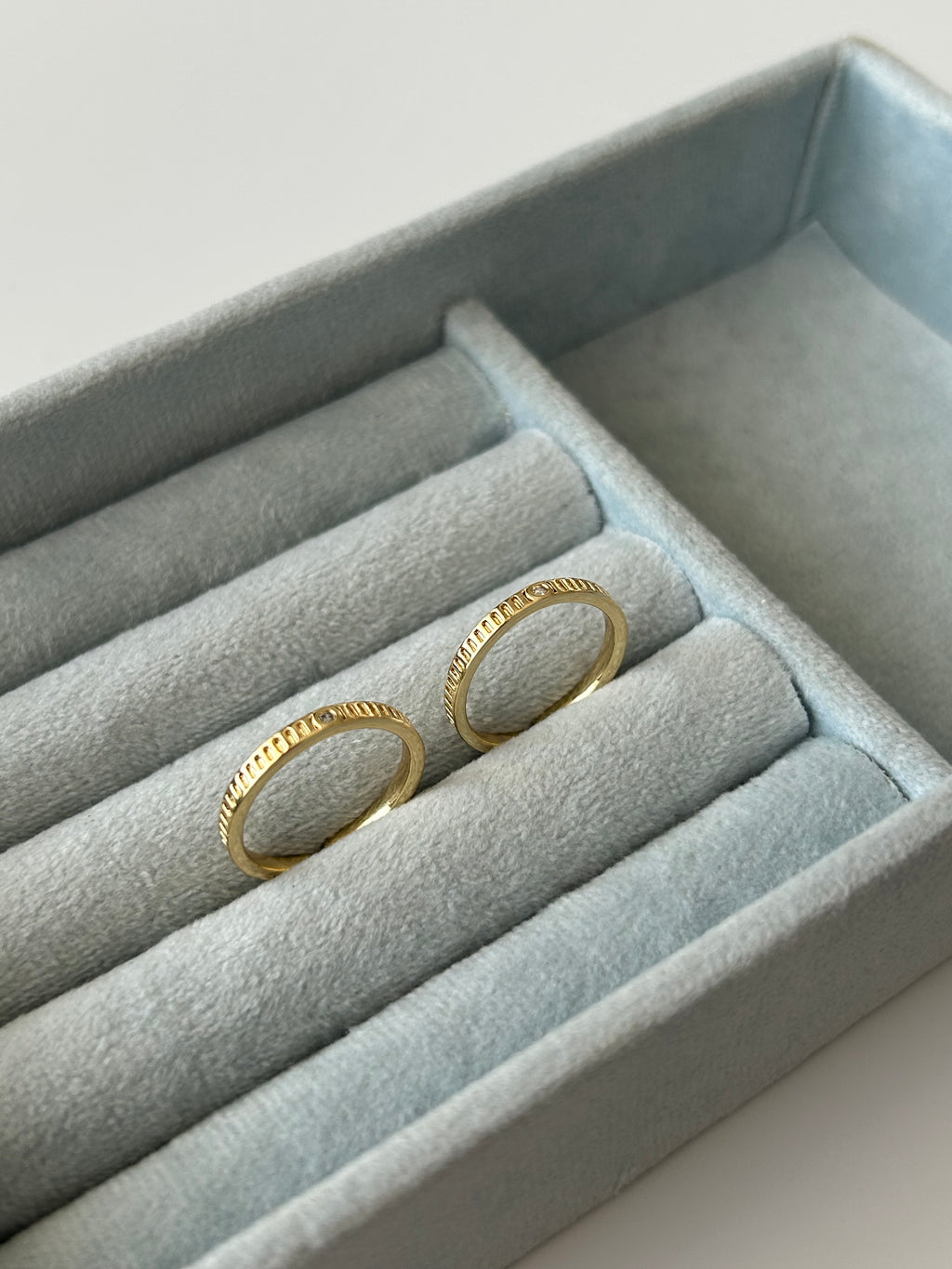 Minimal Zirkon Taş Etnik Yüzük