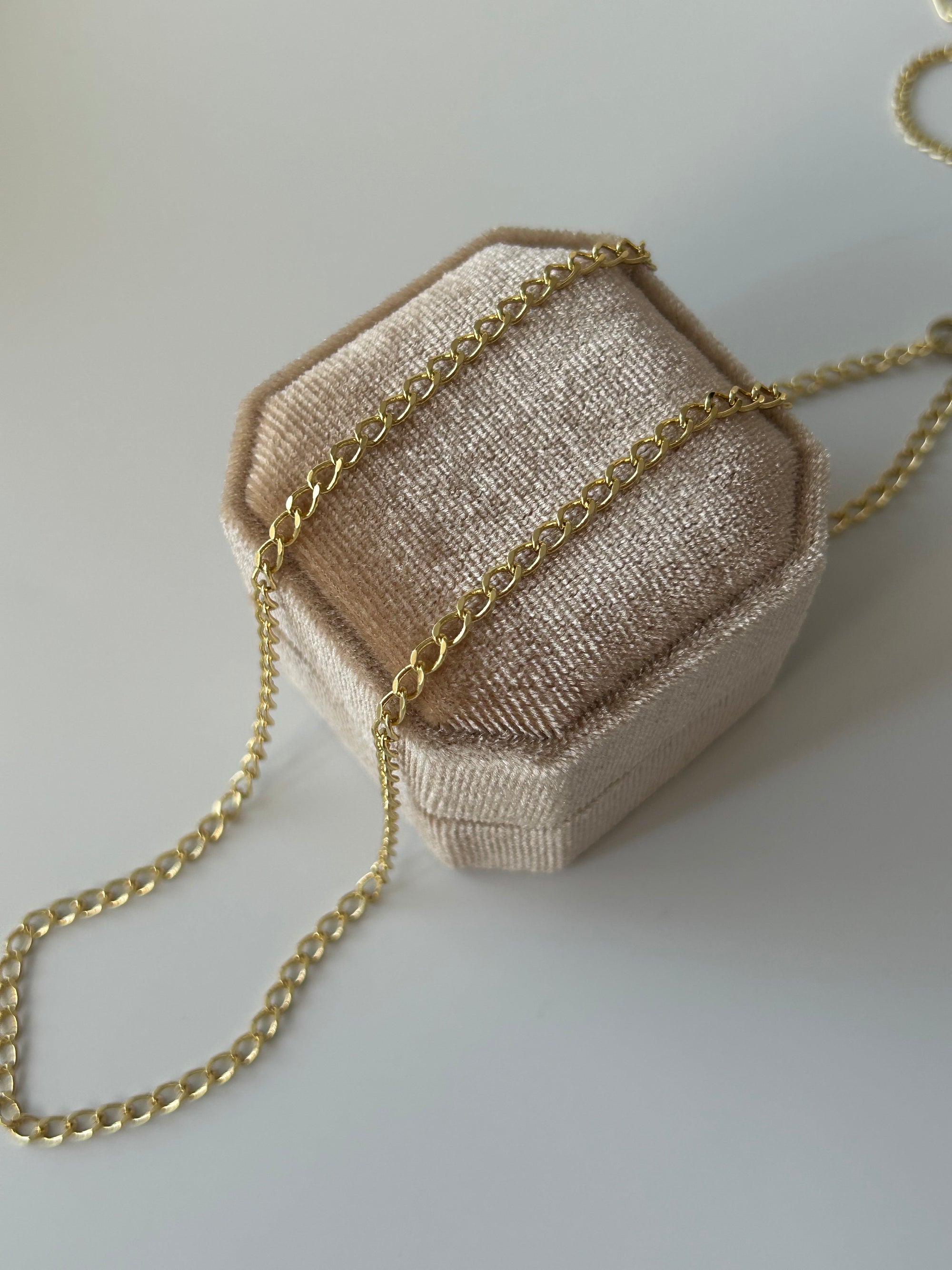 Xuping Minimal Zincir Kolye