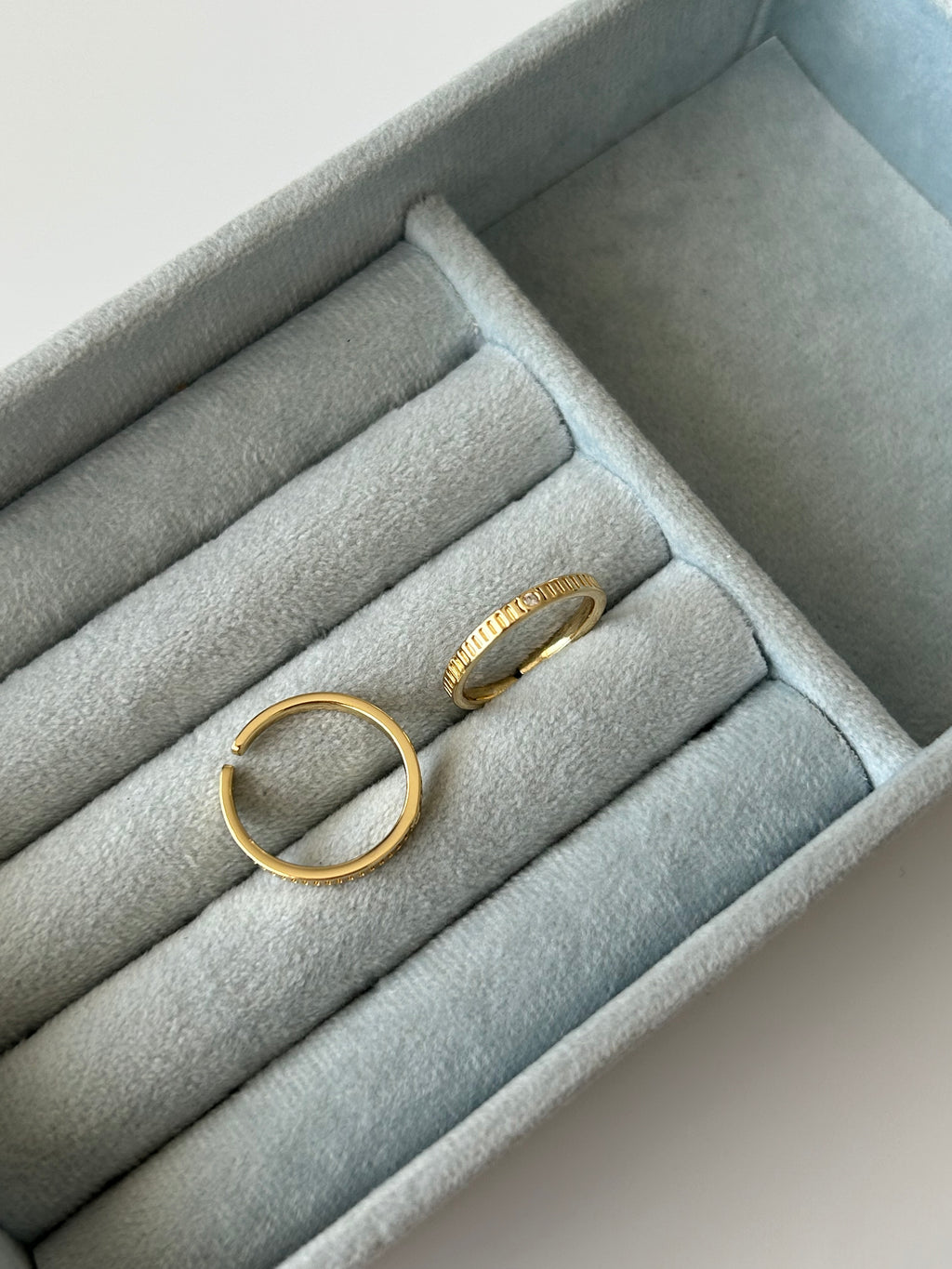 Minimal Zirkon Taş Etnik Yüzük