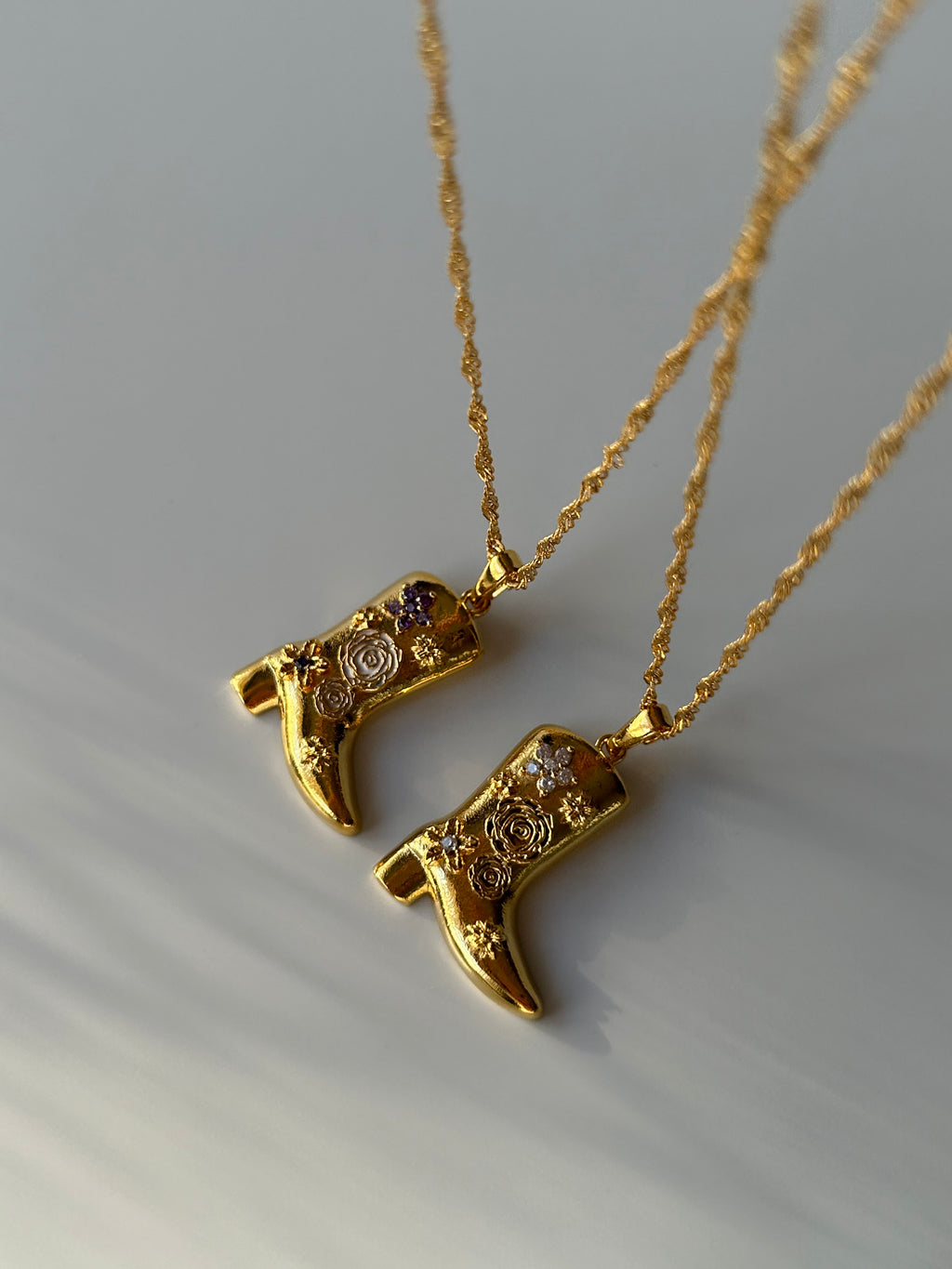 Çizme Charm Kolye