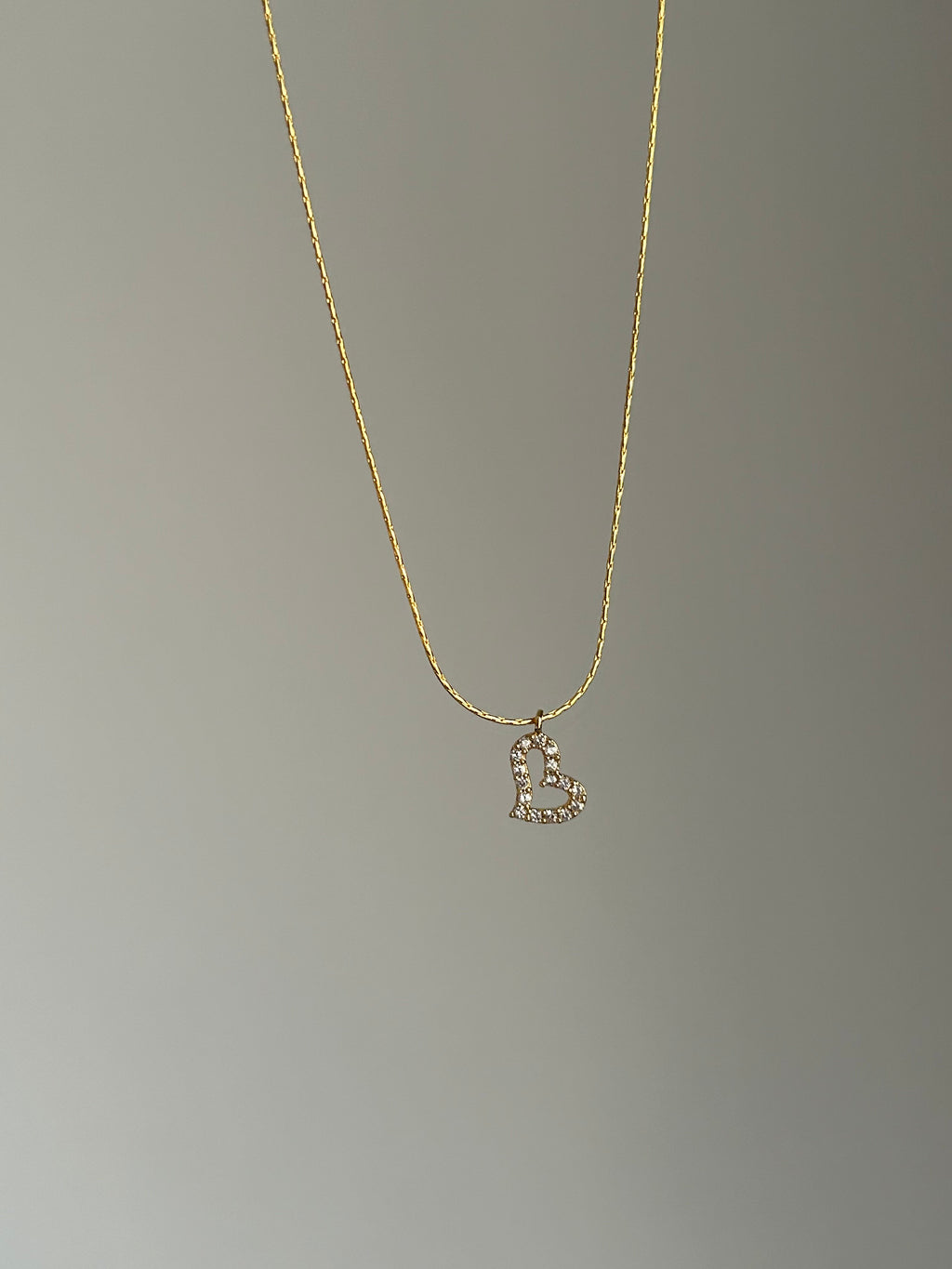 Minimal Zirkon Kalp Charm Kolye