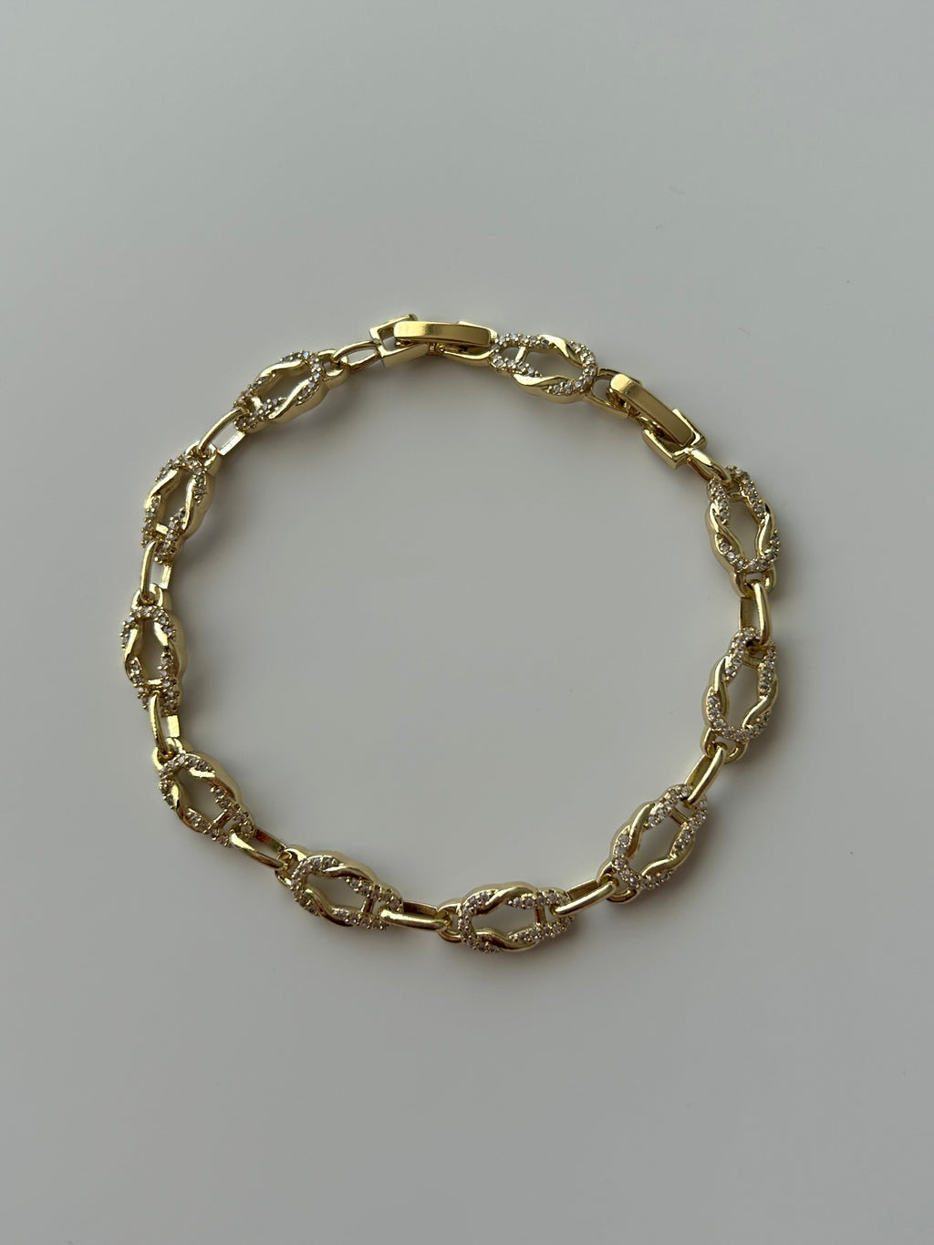 Xuping Düğüm Bileklik