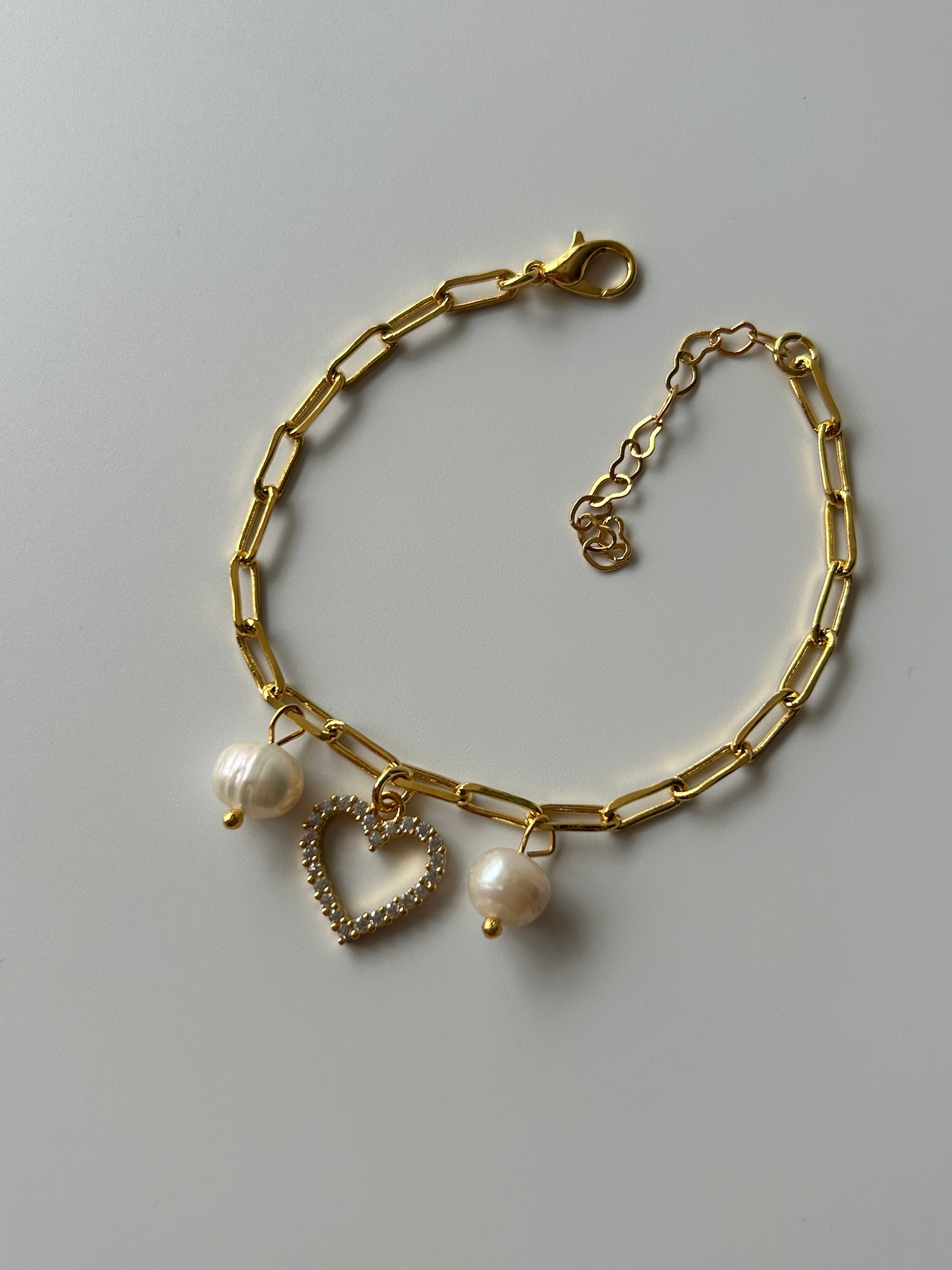 Zirkon Kalp/İnci Charm Zincir Bileklik