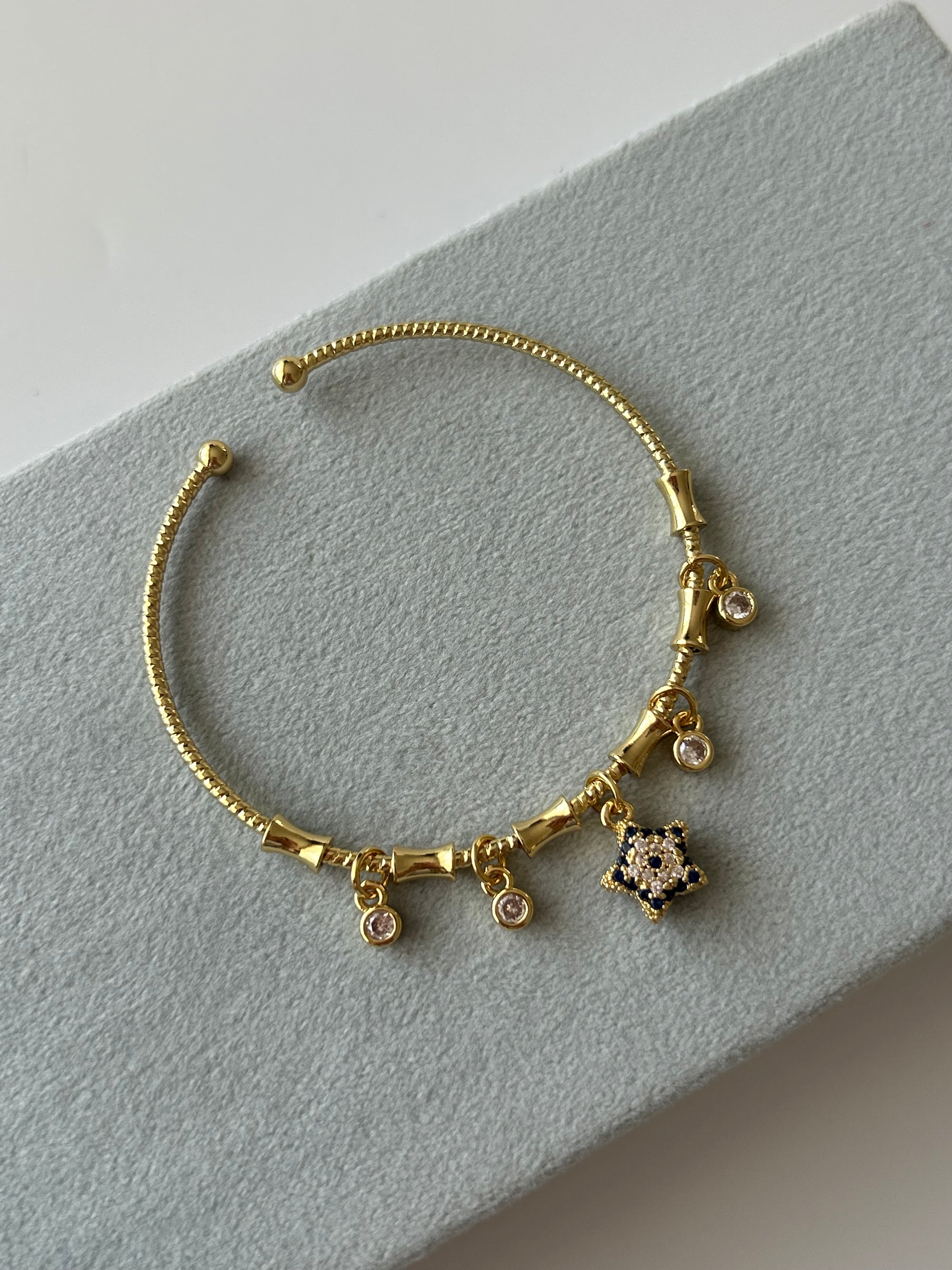 Yıldız Nazar Boncuğu Charm Bilezik