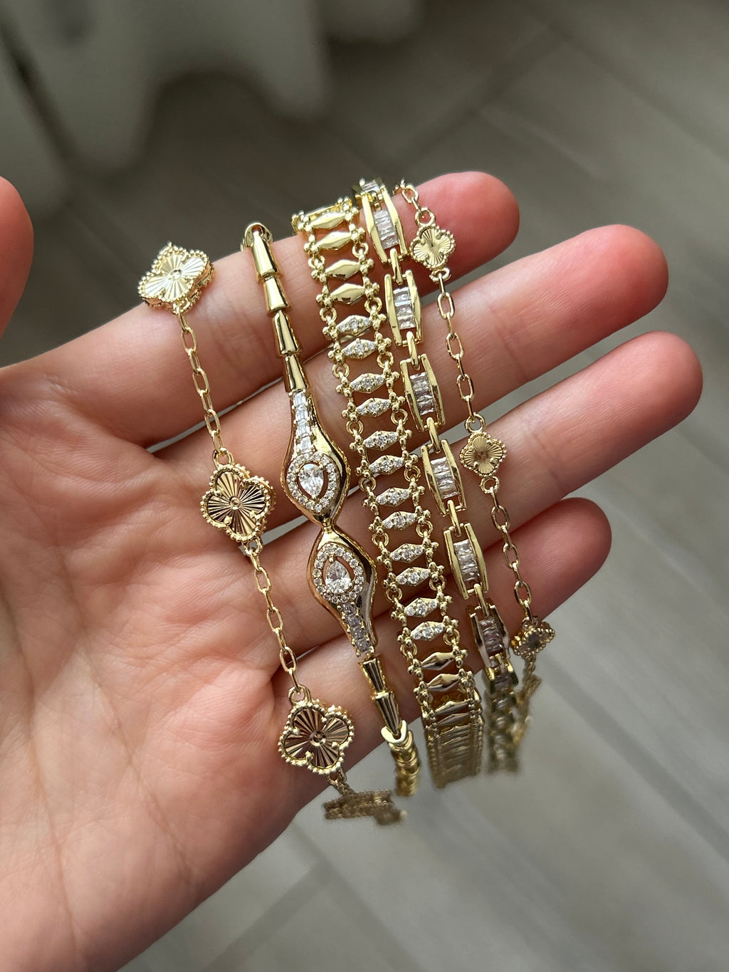 Xuping Sıralı Zirkon Taş Bileklik