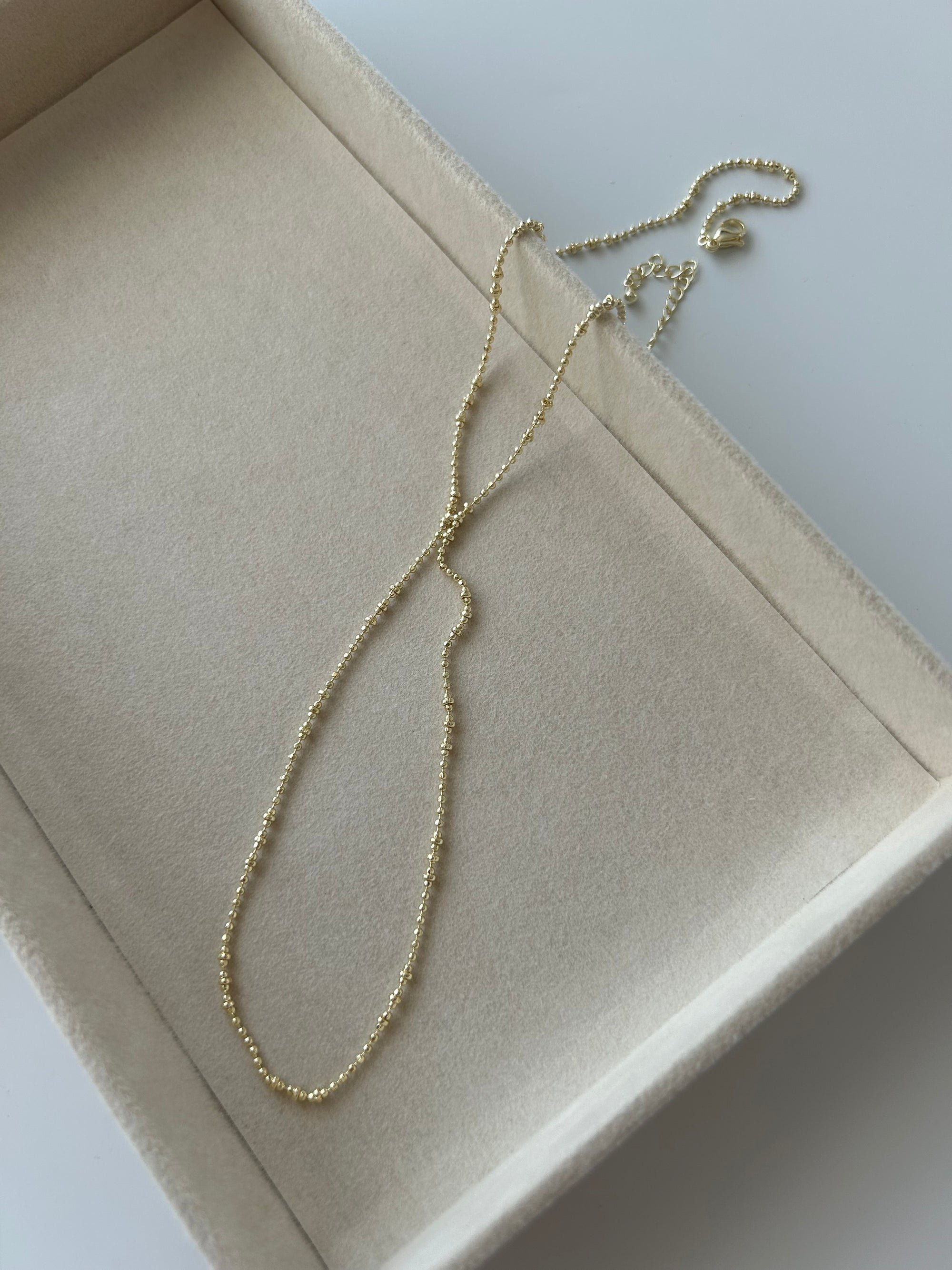 Minimal Dorika Şahmeran