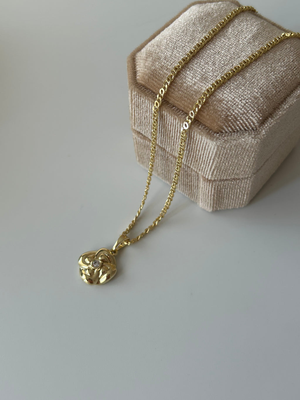 Xuping Minimal Vintage Zincir Kolye