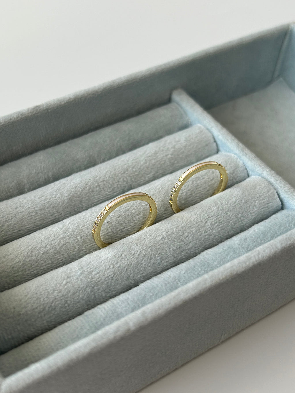 Beyaz Mineli/Zirkon Taş Yüzük