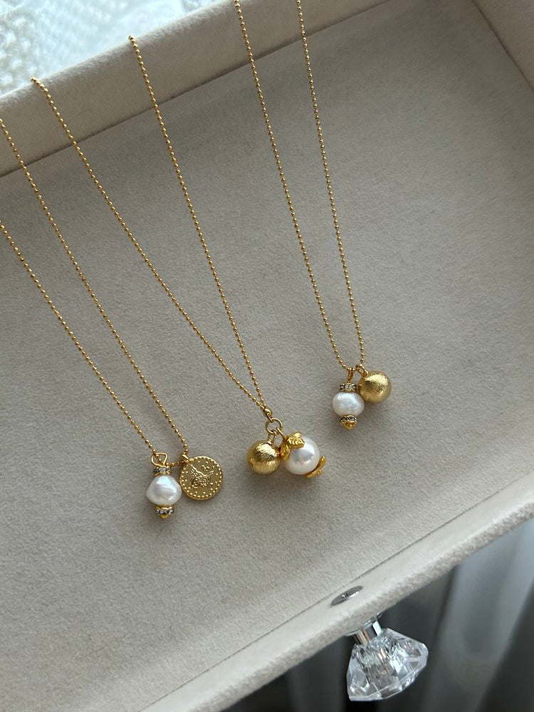 Antik Dorika/İnci Charm Kolye