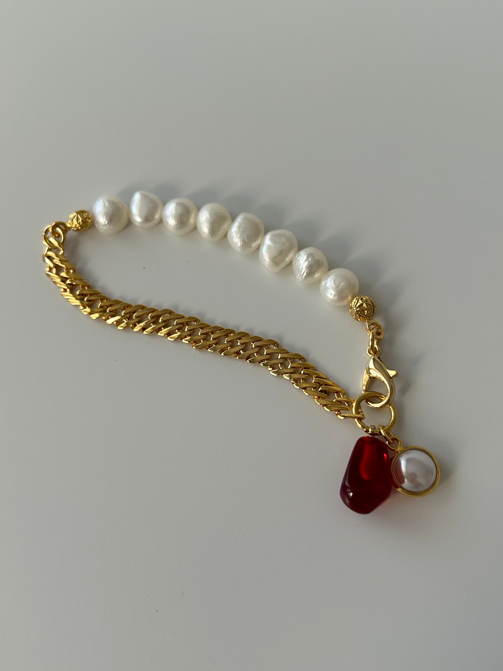 Nar Tanesi/Beyaz Cam Charm İnci/Zincir Bileklik