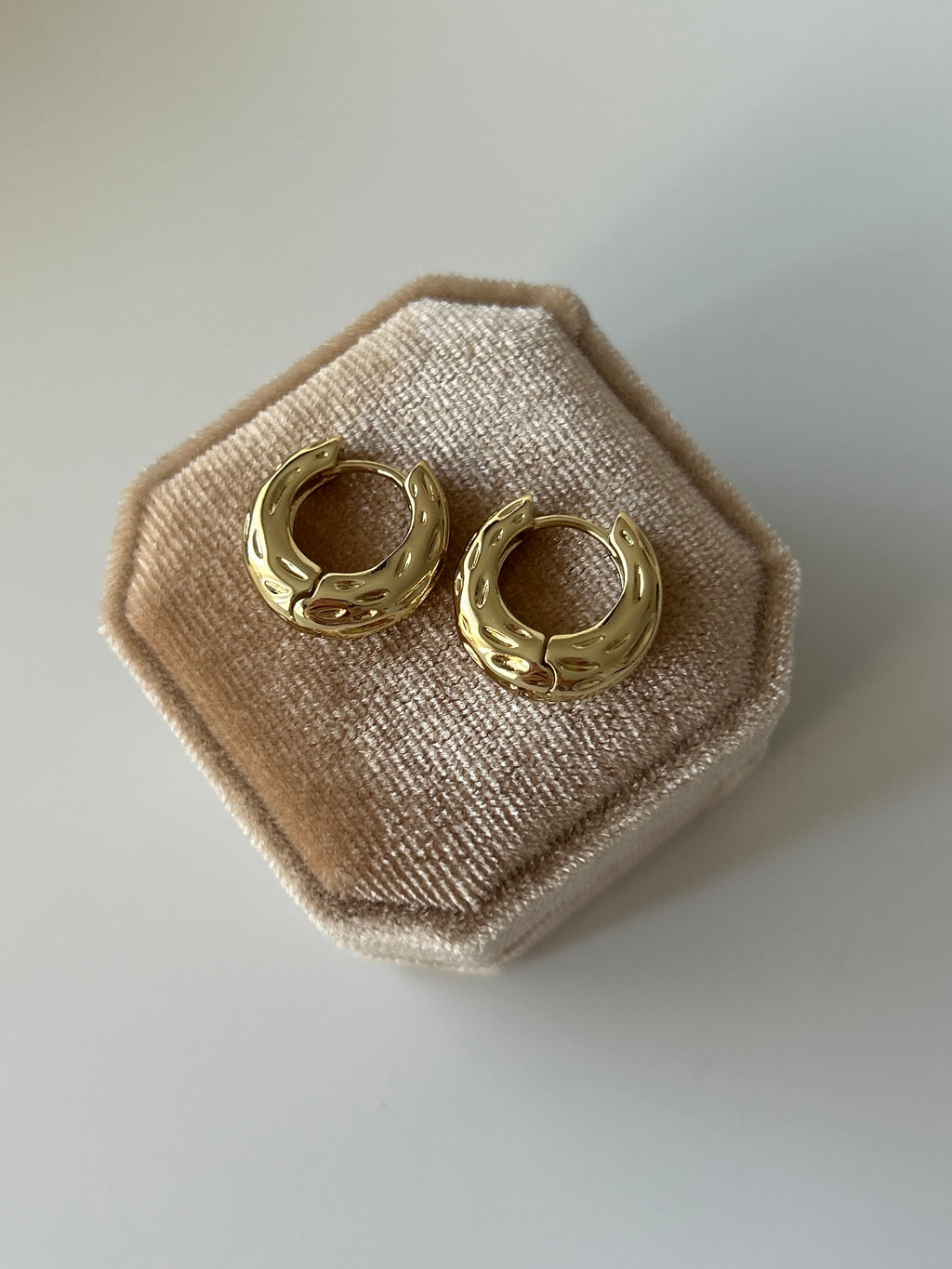 Xuping Desenli Küpe