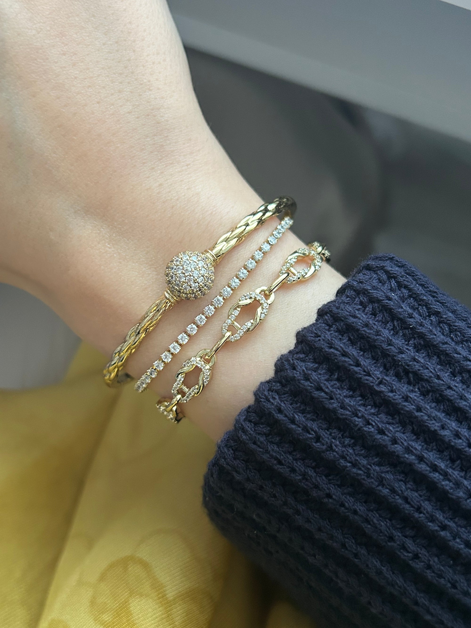 Xuping Su Yolu Bileklik (2mm)