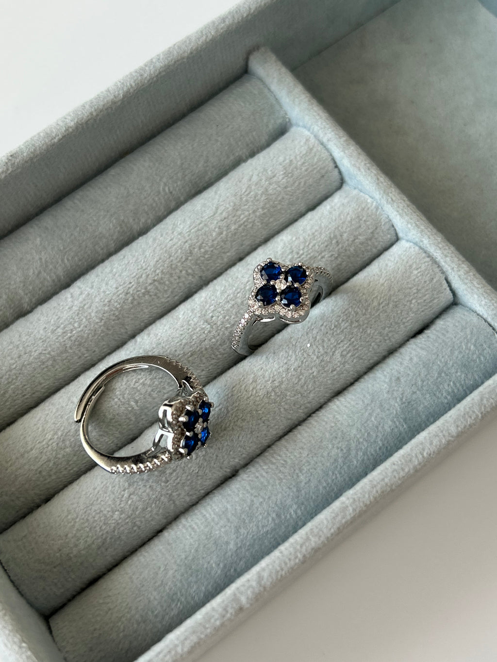 Silver Zirkon Taş Lacivert Yonca Yüzük