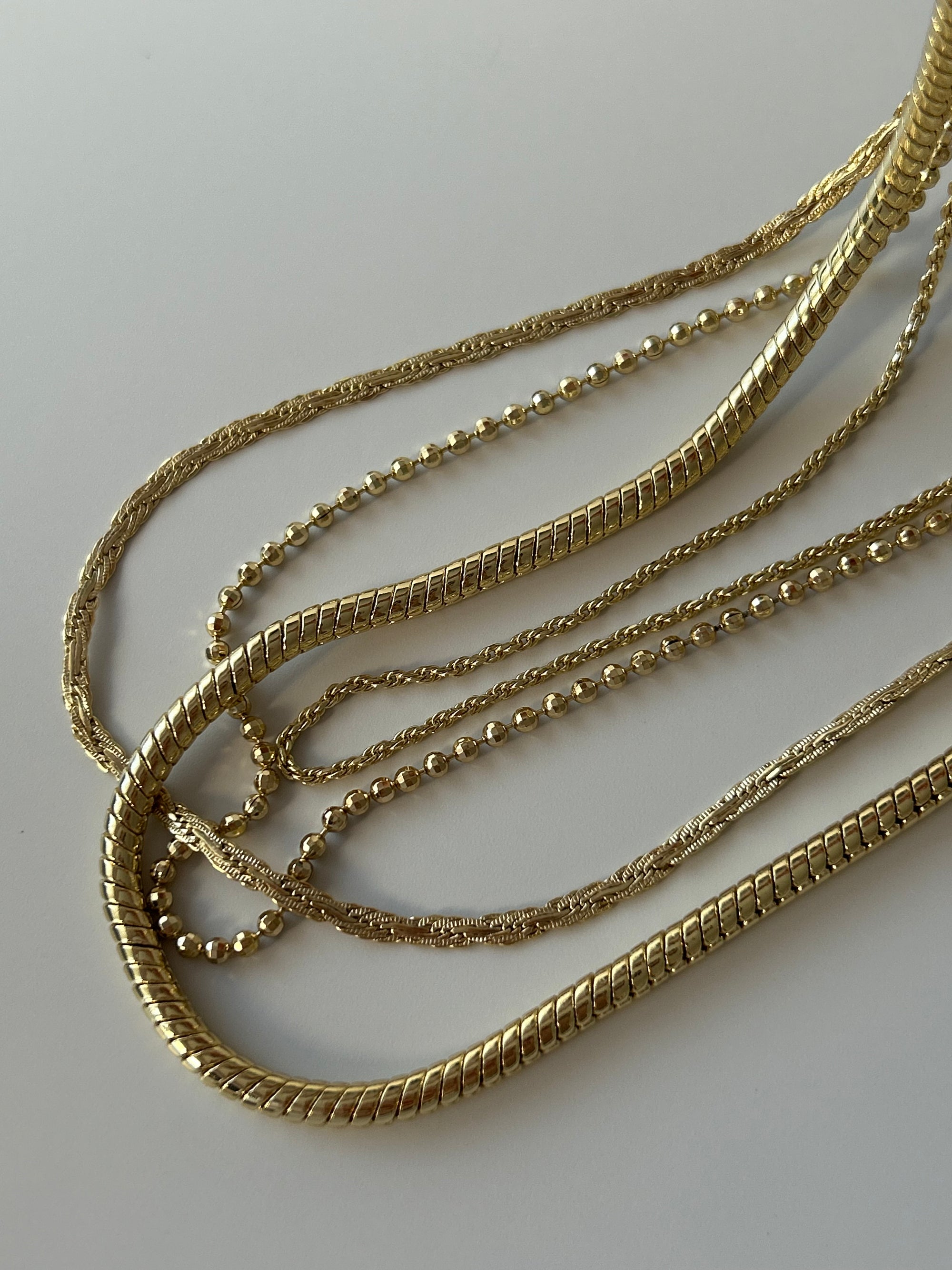 Xuping Minimal Dorika Zincir Kolye