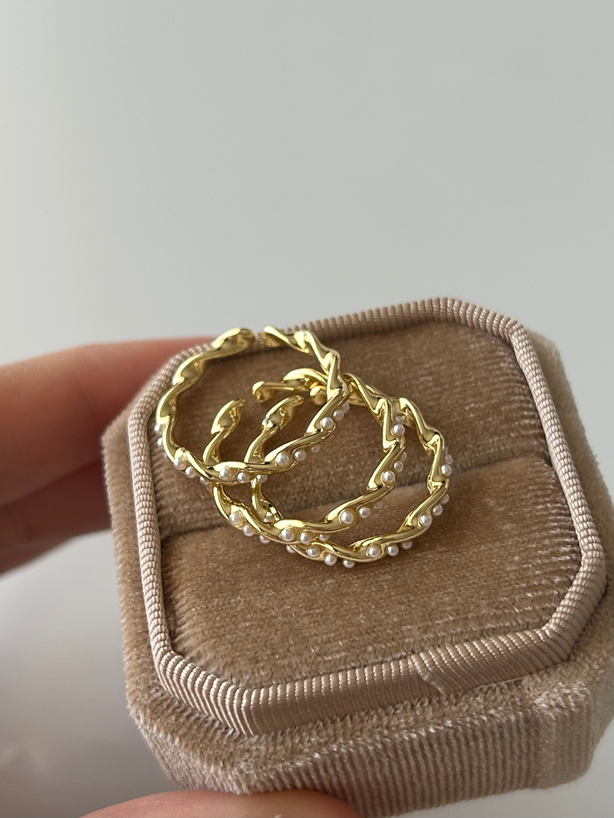 Sarmal İncili Yüzük